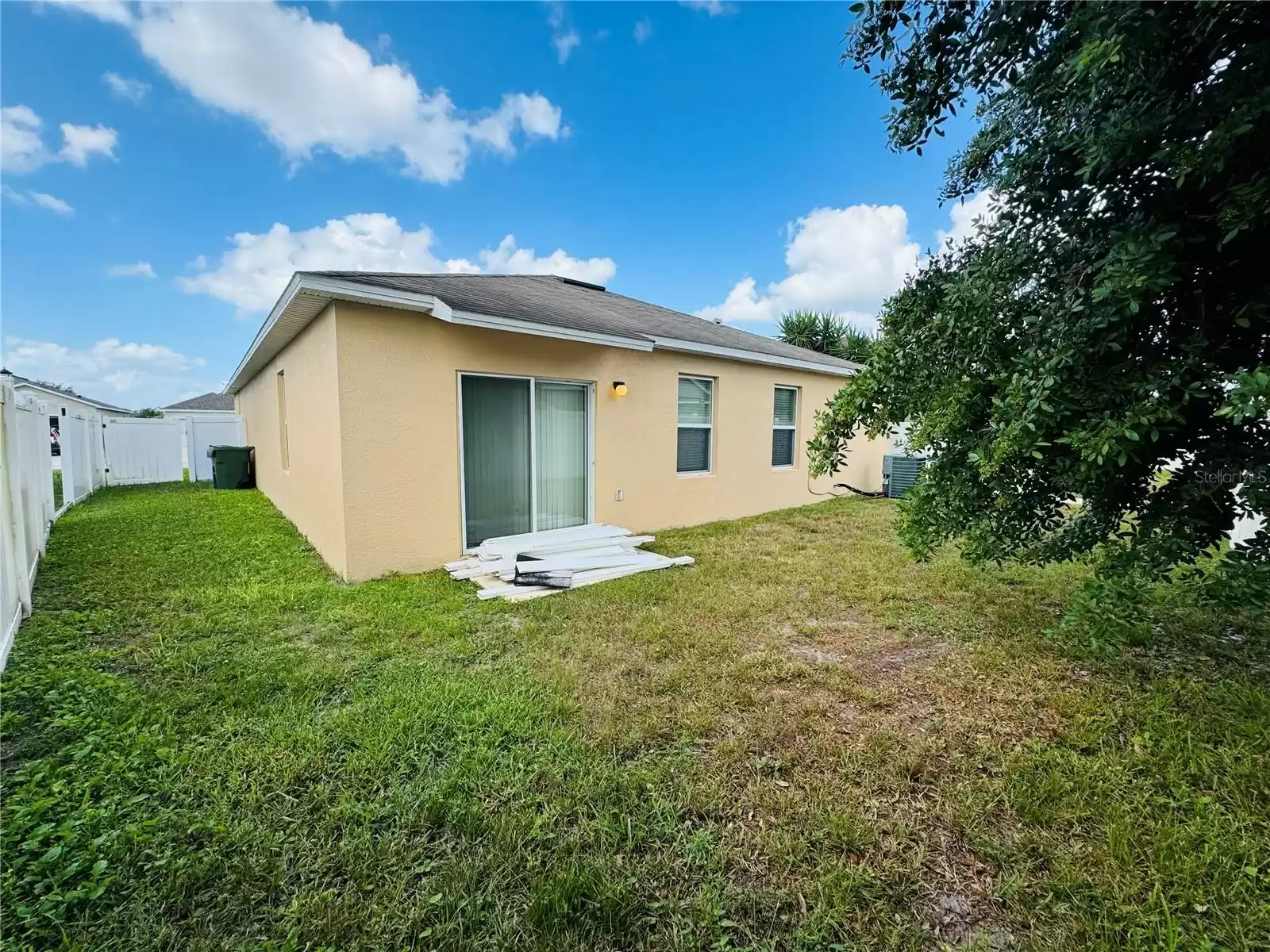 3844 ELOISE ESTATES COURT, WINTER HAVEN, Florida 33881, 4 Bedrooms Bedrooms, ,2 BathroomsBathrooms,Residential Lease,For Rent,ELOISE ESTATES,MFRO6258611