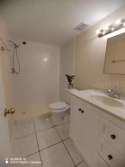 TAMPA, Florida 33615, 1 Bedroom Bedrooms, ,1 BathroomBathrooms,Residential Lease,For Rent,MFRT3510612