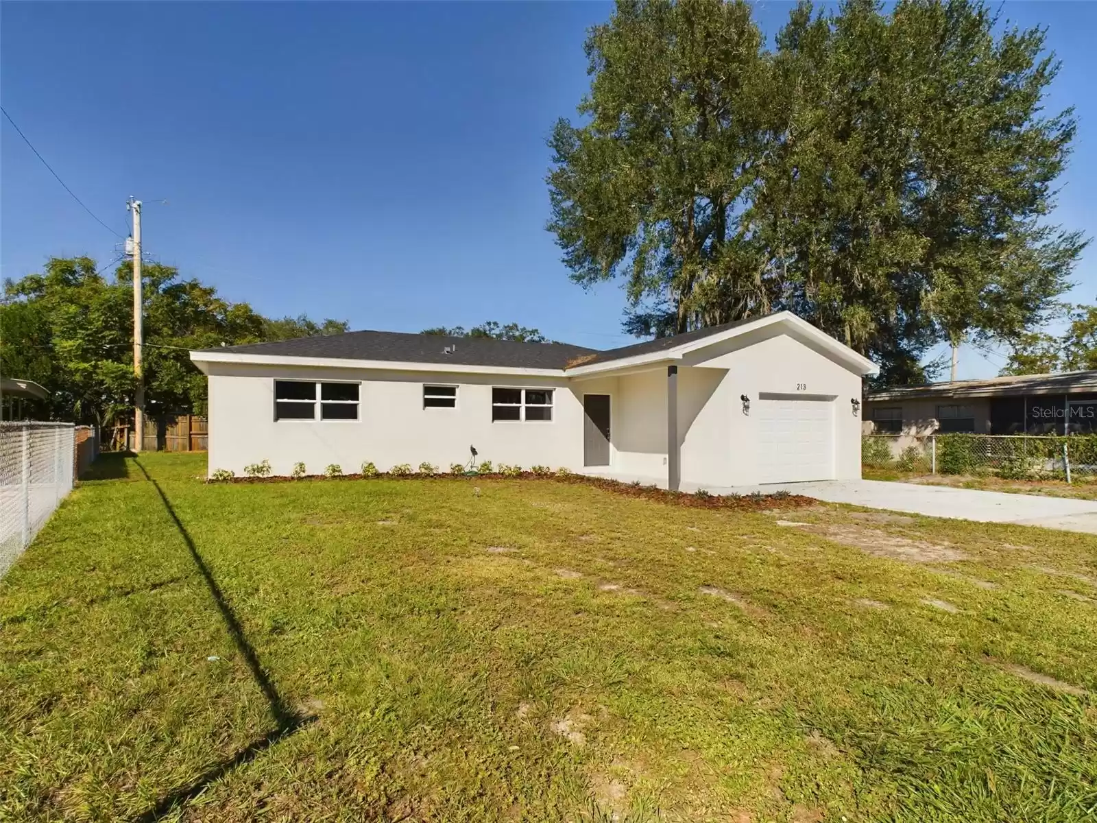 213 RHEA CIRCLE, LAKELAND, Florida 33813, 3 Bedrooms Bedrooms, ,2 BathroomsBathrooms,Residential,For Sale,RHEA,MFRP4932792