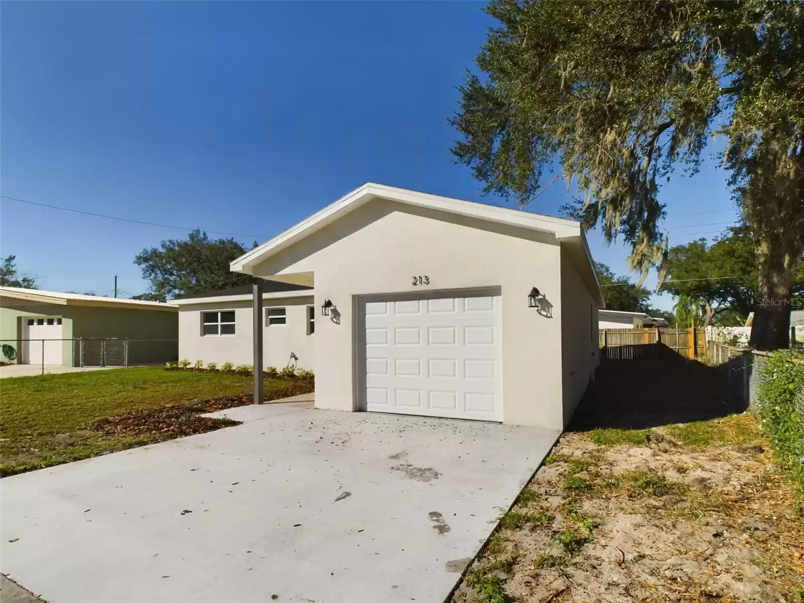 213 RHEA CIRCLE, LAKELAND, Florida 33813, 3 Bedrooms Bedrooms, ,2 BathroomsBathrooms,Residential,For Sale,RHEA,MFRP4932792