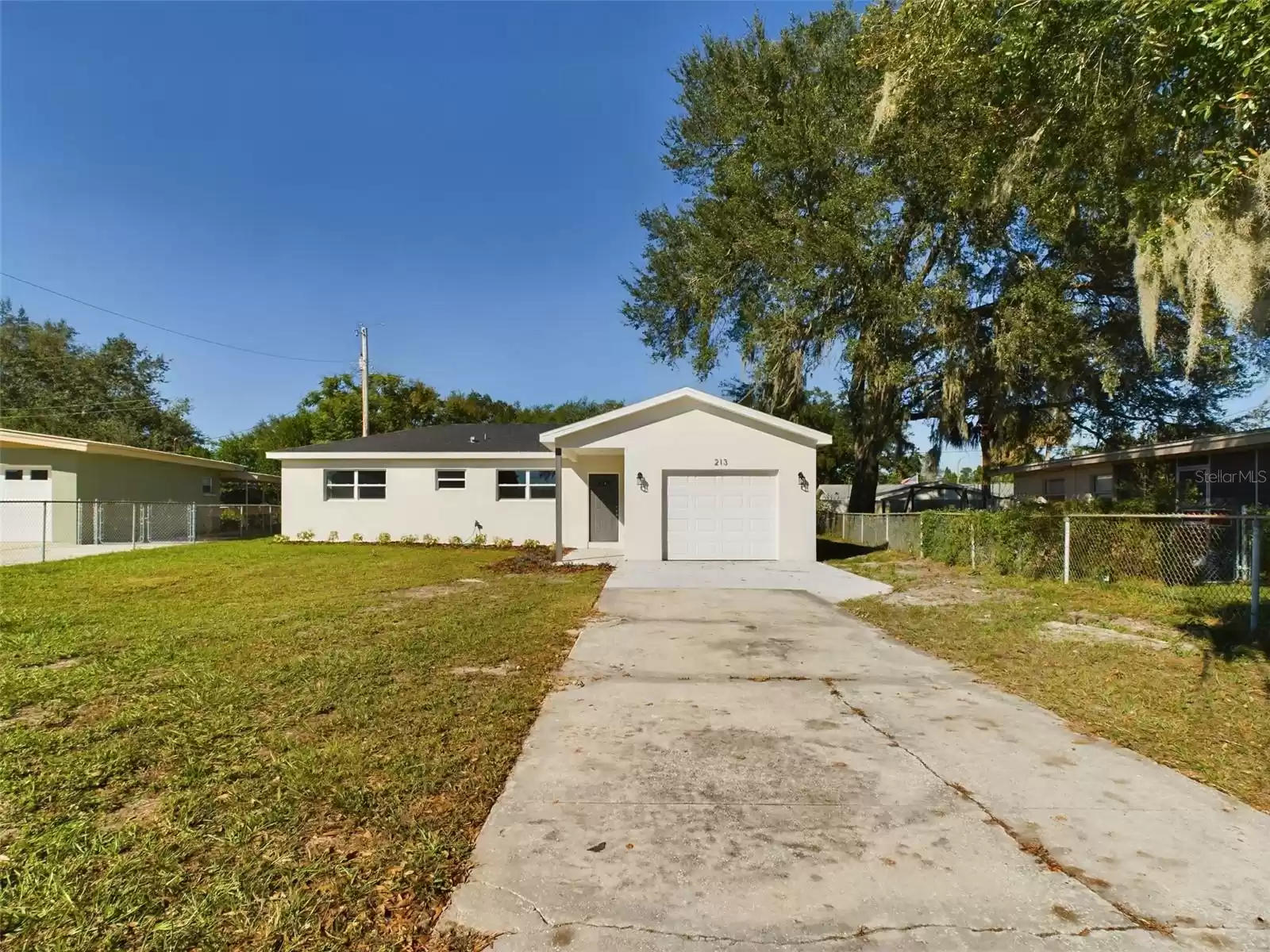 213 RHEA CIRCLE, LAKELAND, Florida 33813, 3 Bedrooms Bedrooms, ,2 BathroomsBathrooms,Residential,For Sale,RHEA,MFRP4932792