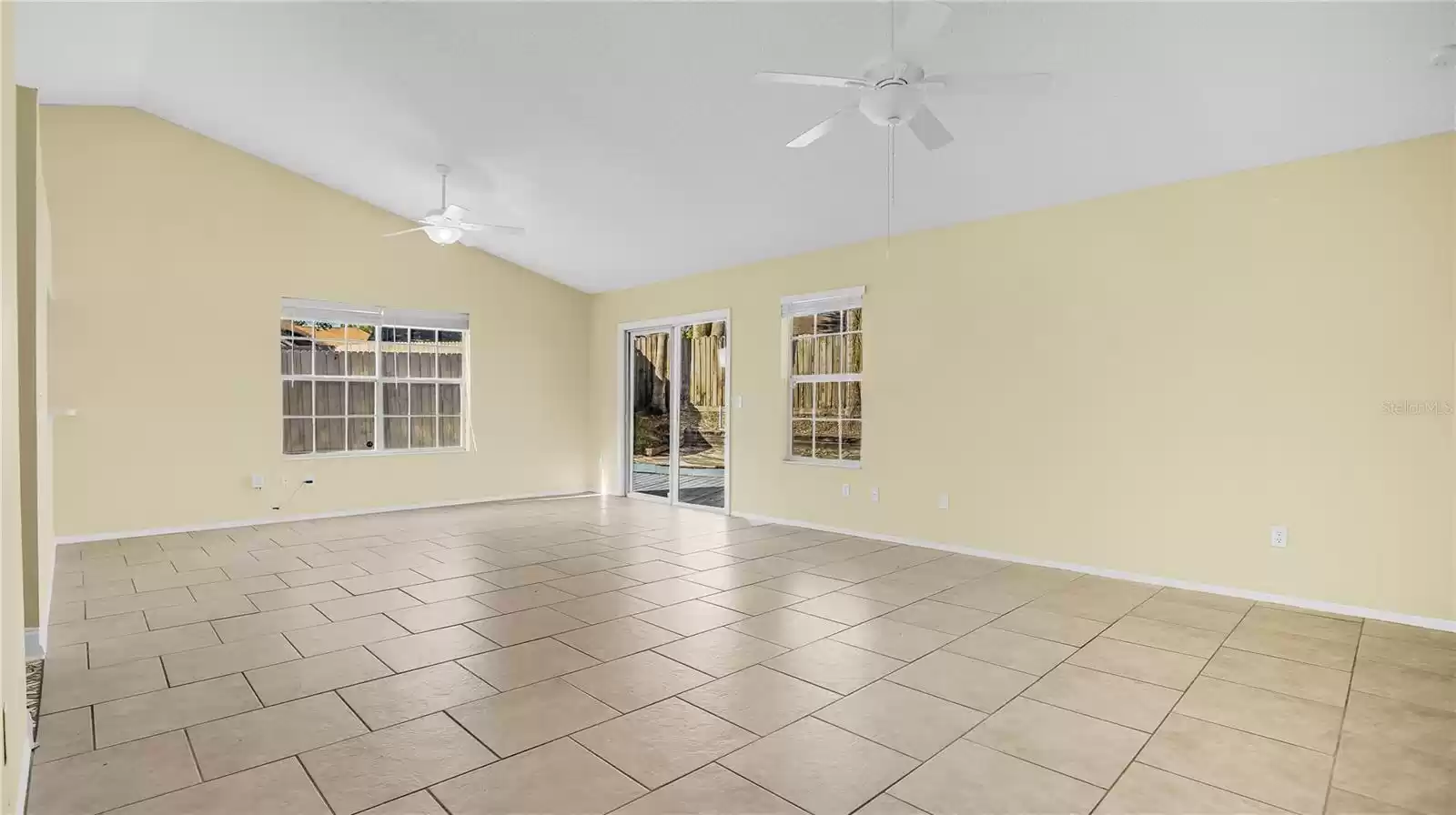 6549 ABERCROMBIE COURT, ORLANDO, Florida 32835, 3 Bedrooms Bedrooms, ,2 BathroomsBathrooms,Residential,For Sale,ABERCROMBIE,MFRO6257477