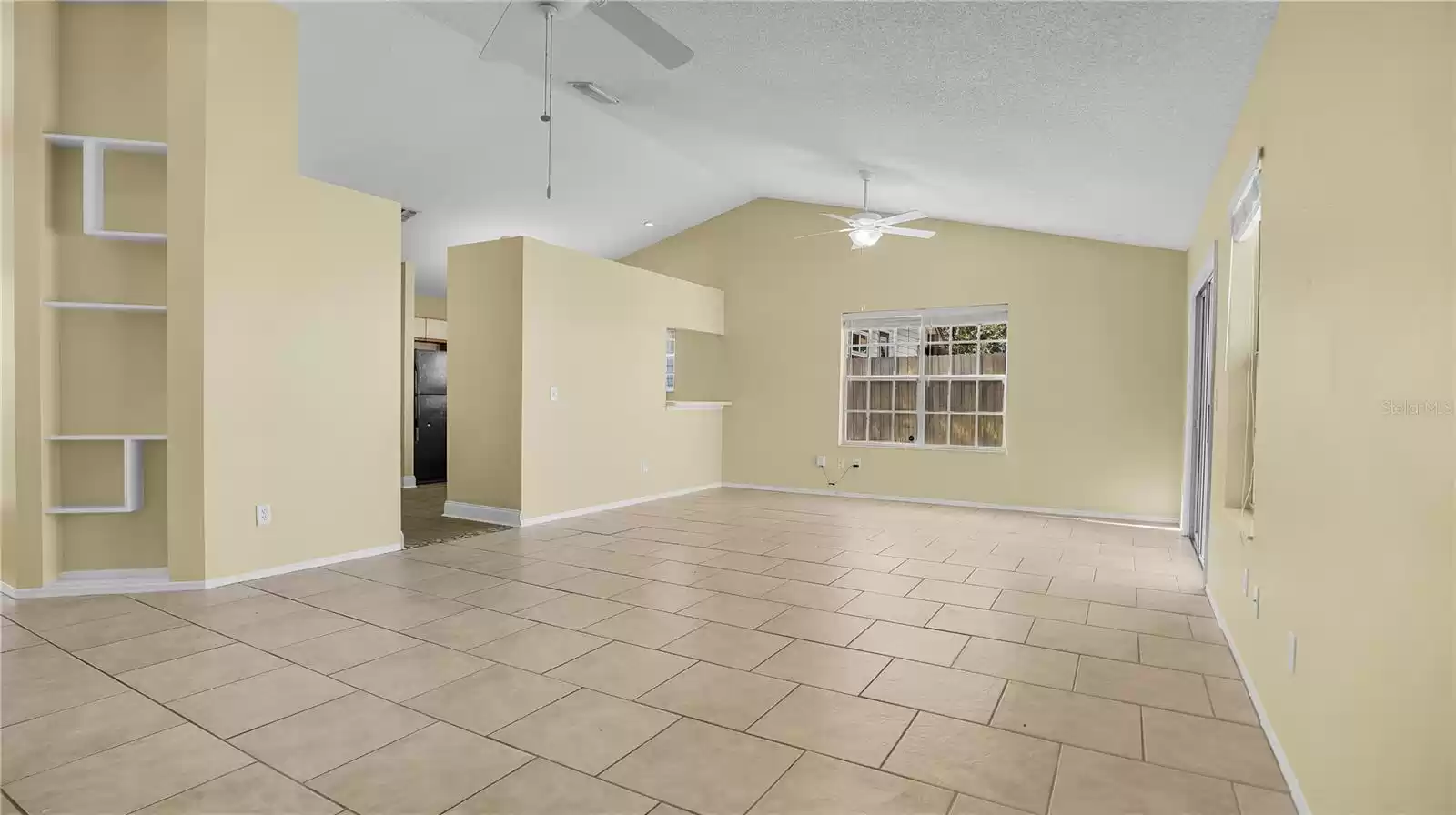 6549 ABERCROMBIE COURT, ORLANDO, Florida 32835, 3 Bedrooms Bedrooms, ,2 BathroomsBathrooms,Residential,For Sale,ABERCROMBIE,MFRO6257477