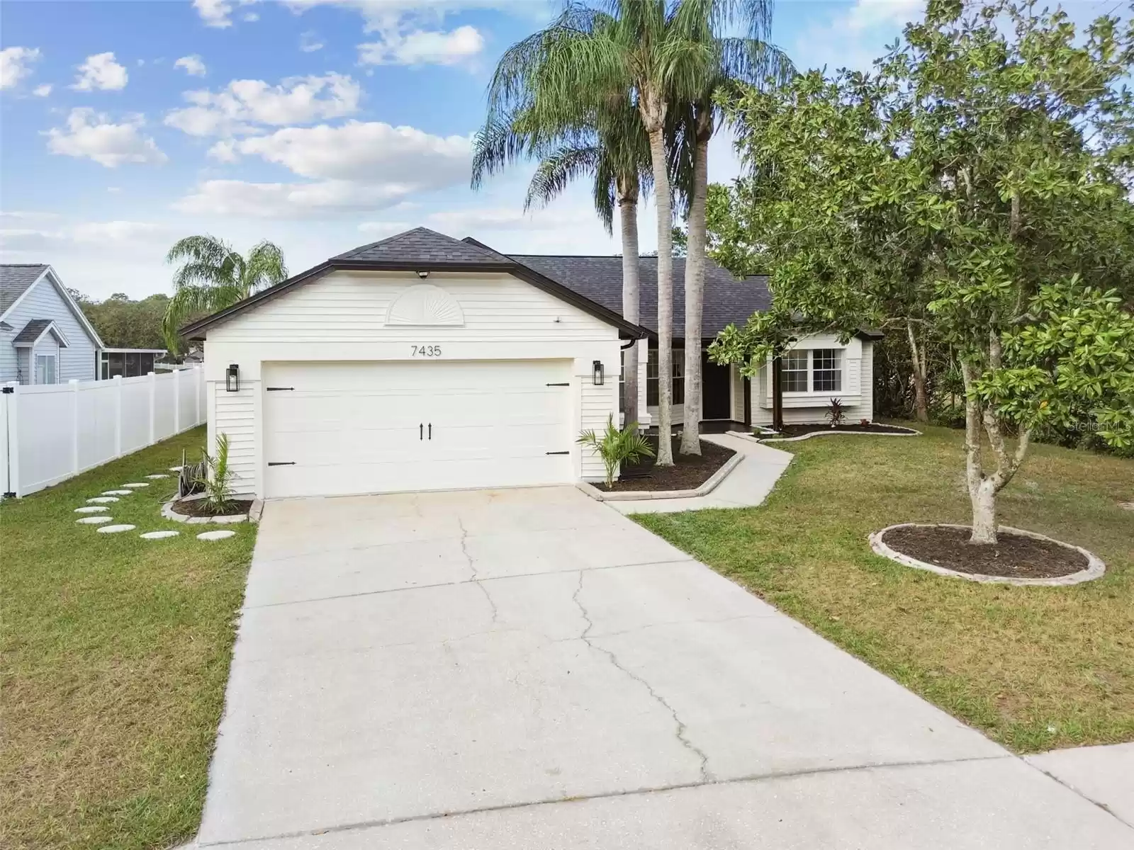 7435 HIDEAWAY TRAIL, NEW PORT RICHEY, Florida 34655, 4 Bedrooms Bedrooms, ,2 BathroomsBathrooms,Residential,For Sale,HIDEAWAY,MFRTB8322420