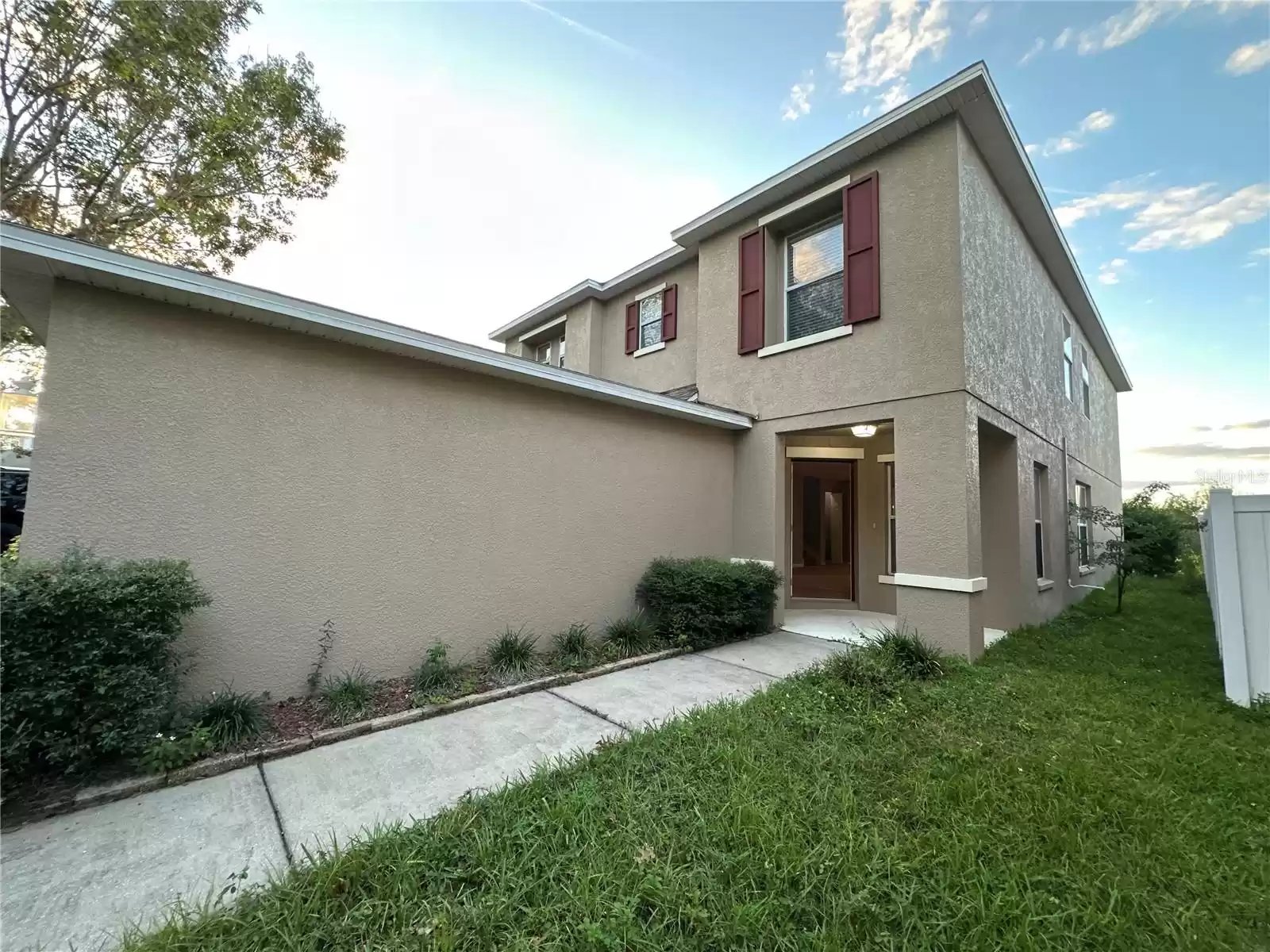 11120 SILVER FERN WAY, RIVERVIEW, Florida 33569, 4 Bedrooms Bedrooms, ,3 BathroomsBathrooms,Residential Lease,For Rent,SILVER FERN,MFRO6258514