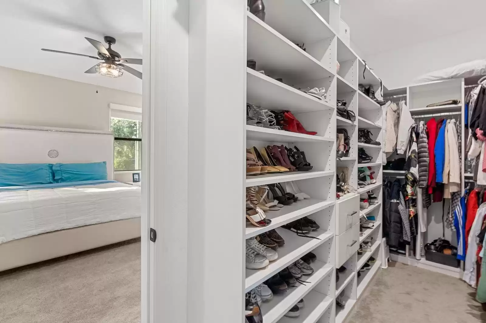 Walk-in Closet