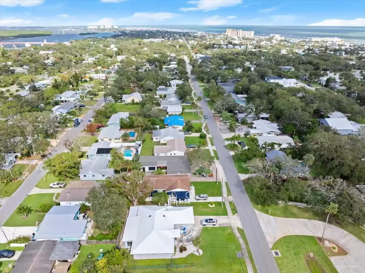 624 PINE STREET, NEW SMYRNA BEACH, Florida 32169, 2 Bedrooms Bedrooms, ,2 BathroomsBathrooms,Residential,For Sale,PINE,MFRNS1083011