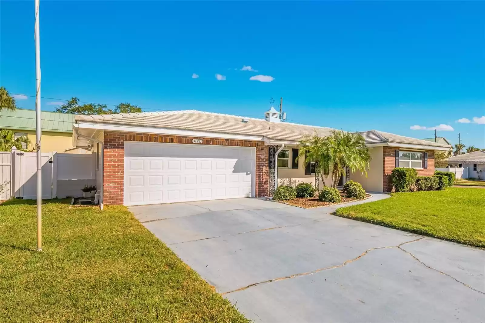 11211 60TH AVE, SEMINOLE, Florida 33772, 3 Bedrooms Bedrooms, ,2 BathroomsBathrooms,Residential,For Sale,60TH AVE,MFRTB8322441