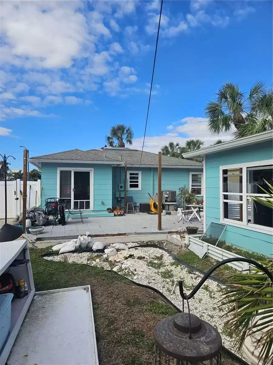 610 78TH AVENUE, ST PETE BEACH, Florida 33706, 3 Bedrooms Bedrooms, ,2 BathroomsBathrooms,Residential,For Sale,78TH,MFRTB8322961