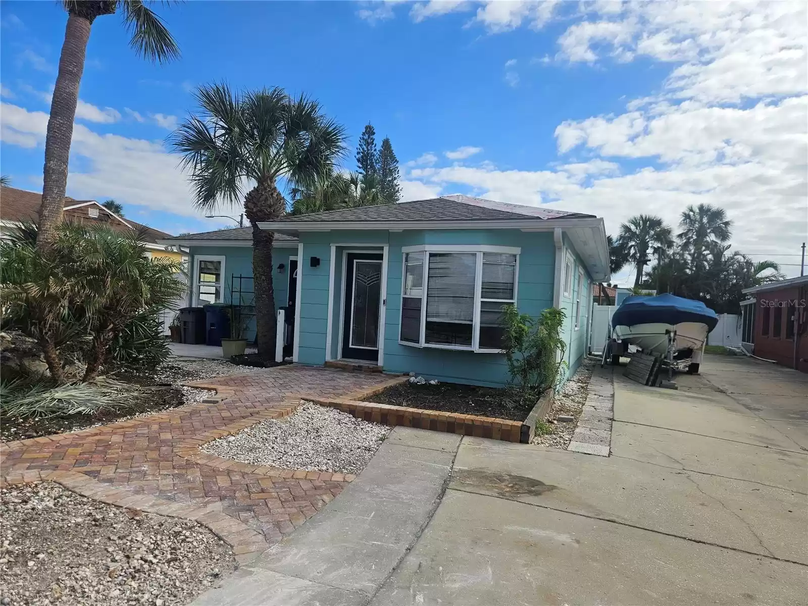 610 78TH AVENUE, ST PETE BEACH, Florida 33706, 3 Bedrooms Bedrooms, ,2 BathroomsBathrooms,Residential,For Sale,78TH,MFRTB8322961