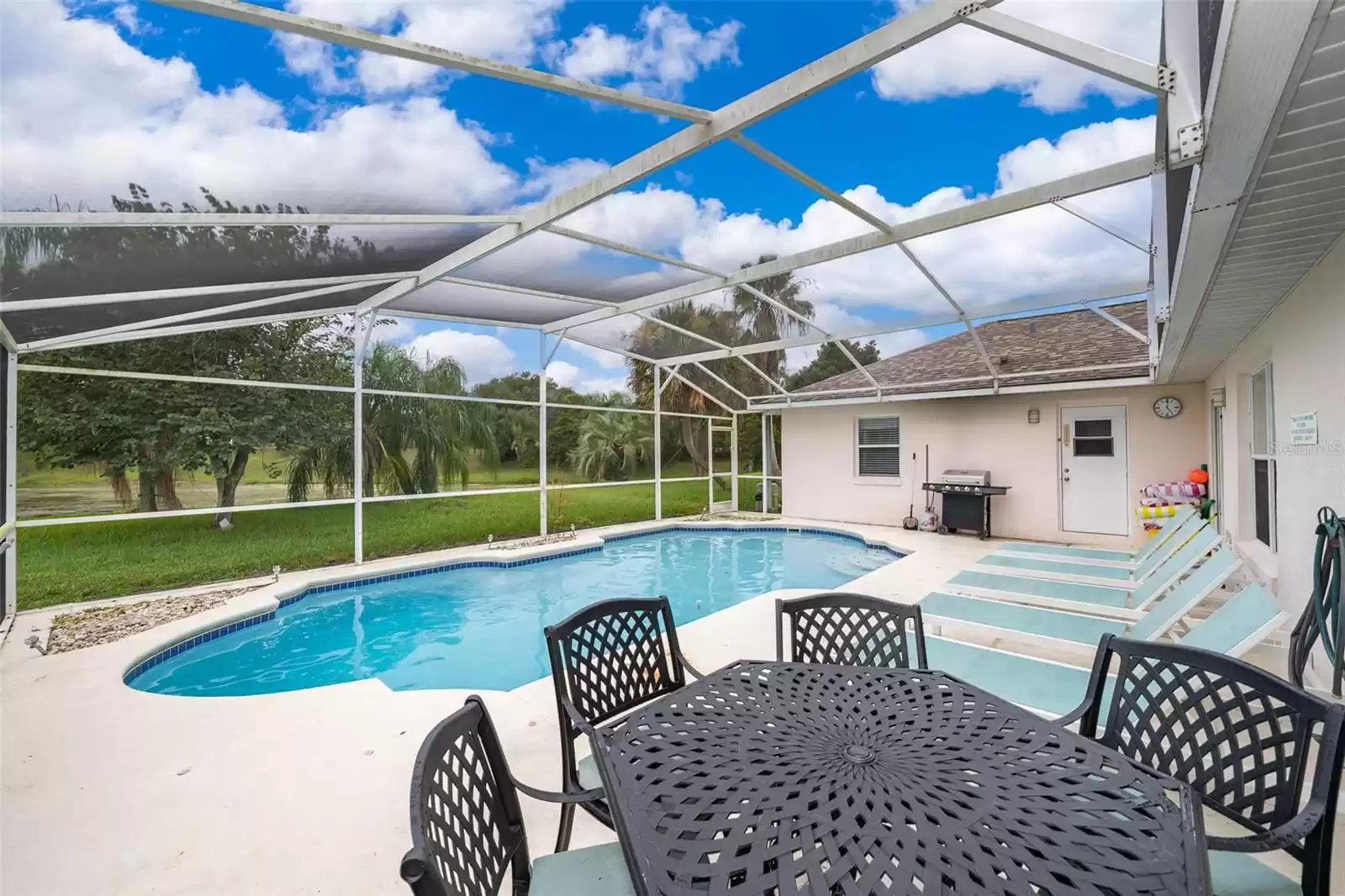 Screened-in Pool & Patio