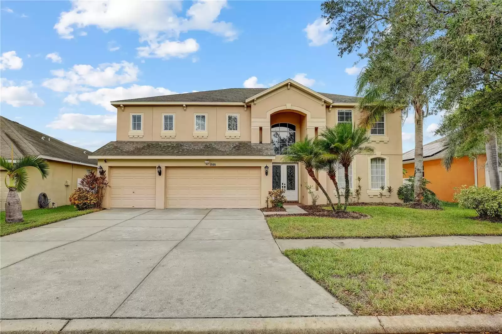 2505 YUKON CLIFF DRIVE, RUSKIN, Florida 33570, 5 Bedrooms Bedrooms, ,4 BathroomsBathrooms,Residential,For Sale,YUKON CLIFF,MFRTB8321999