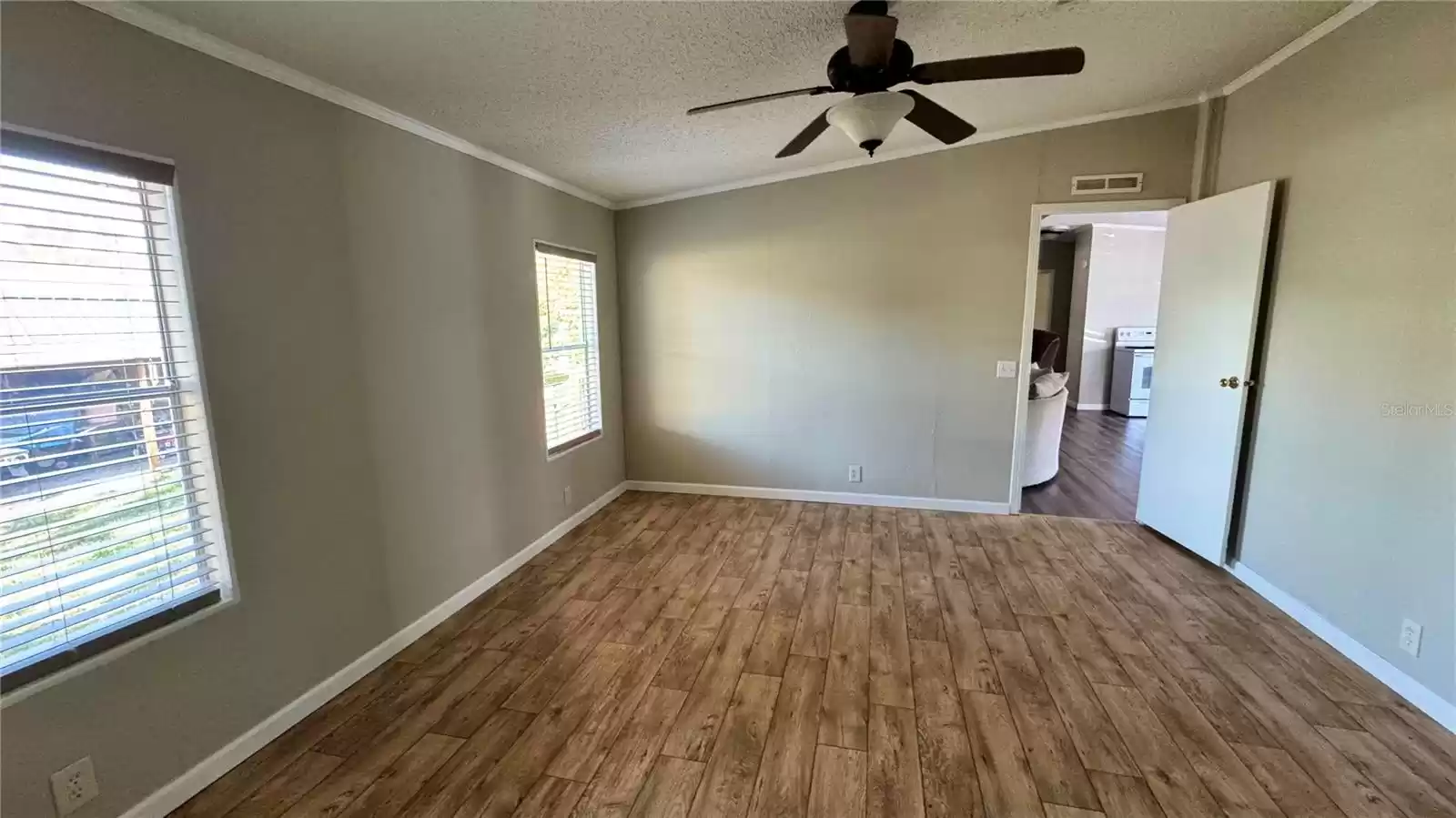 34049 HODGES ROAD, LEESBURG, Florida 34788, 3 Bedrooms Bedrooms, ,2 BathroomsBathrooms,Residential,For Sale,HODGES,MFRG5089524