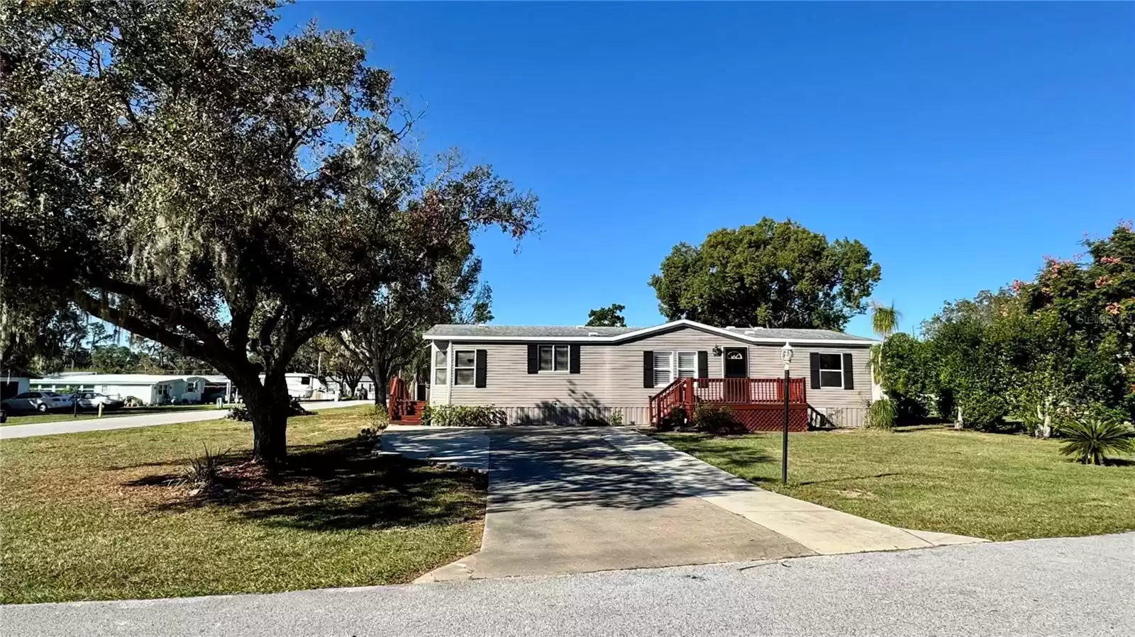 34049 HODGES ROAD, LEESBURG, Florida 34788, 3 Bedrooms Bedrooms, ,2 BathroomsBathrooms,Residential,For Sale,HODGES,MFRG5089524