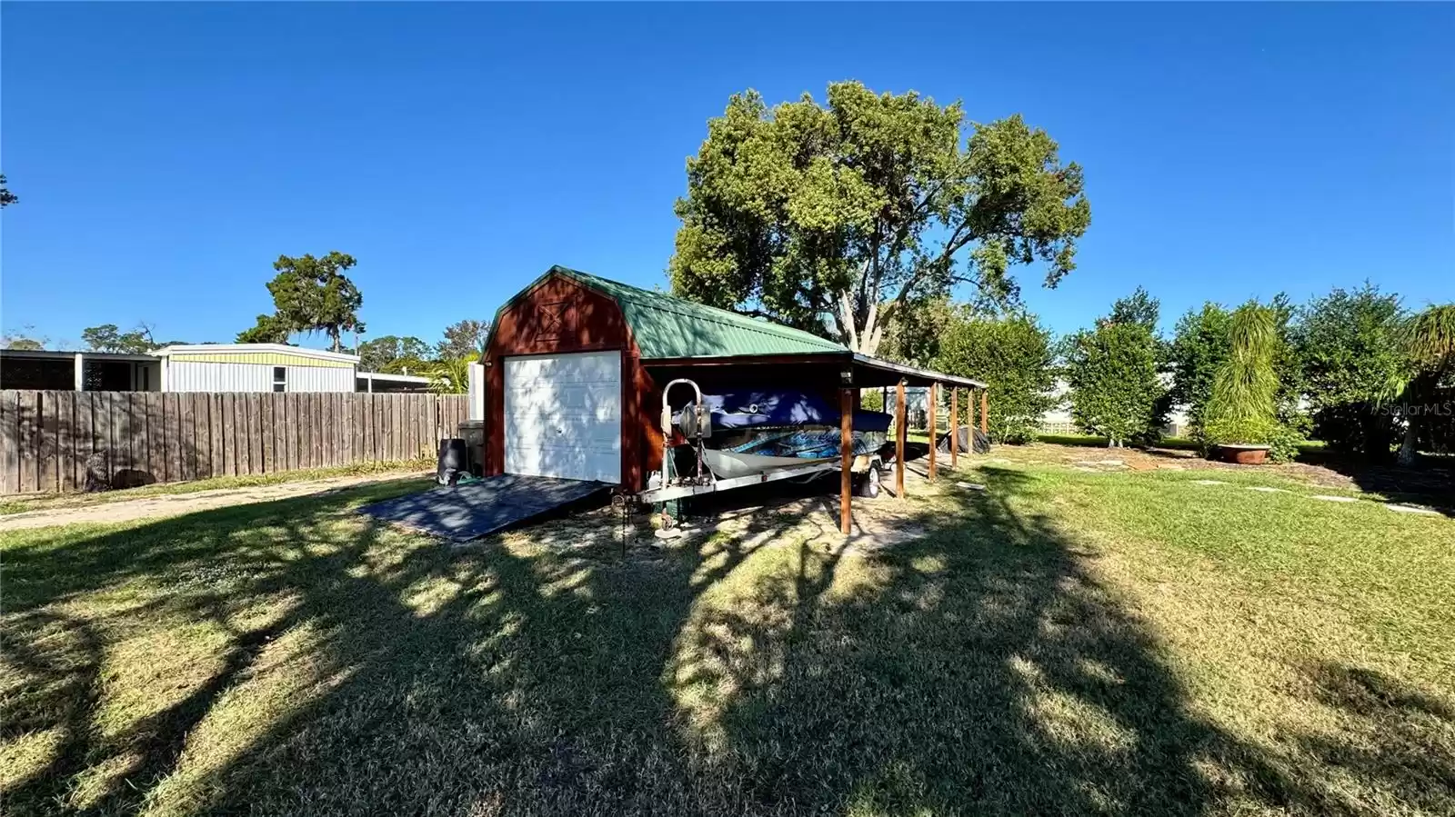 Barn/Garage/Workshop