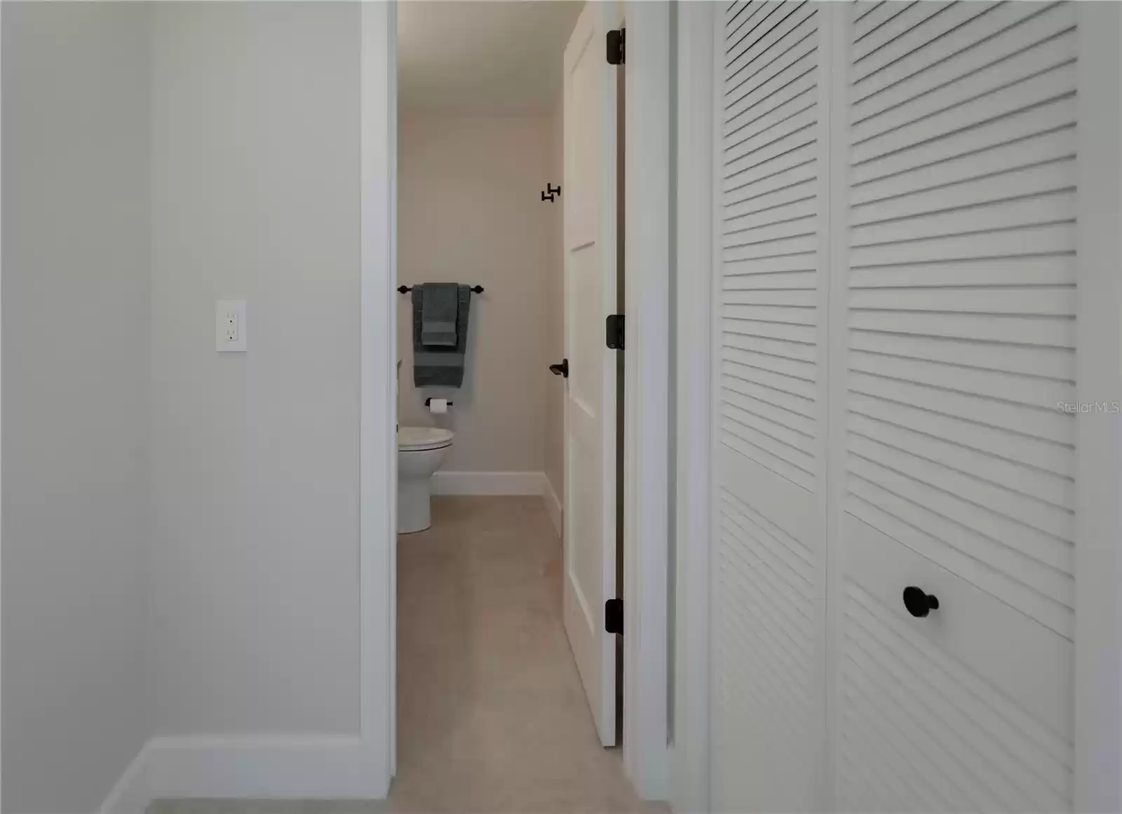 7100 SUNSHINE SKYWAY LANE, ST PETERSBURG, Florida 33711, 2 Bedrooms Bedrooms, ,2 BathroomsBathrooms,Residential,For Sale,SUNSHINE SKYWAY,MFRTB8318874