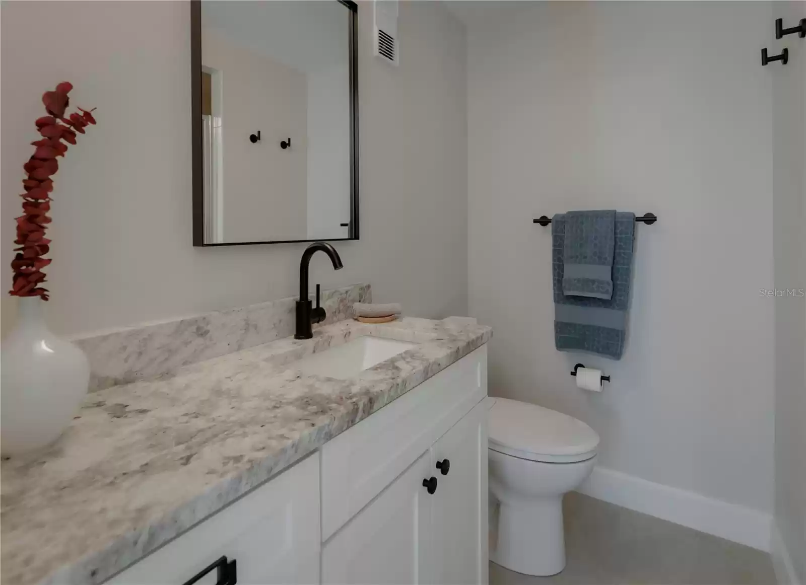 7100 SUNSHINE SKYWAY LANE, ST PETERSBURG, Florida 33711, 2 Bedrooms Bedrooms, ,2 BathroomsBathrooms,Residential,For Sale,SUNSHINE SKYWAY,MFRTB8318874