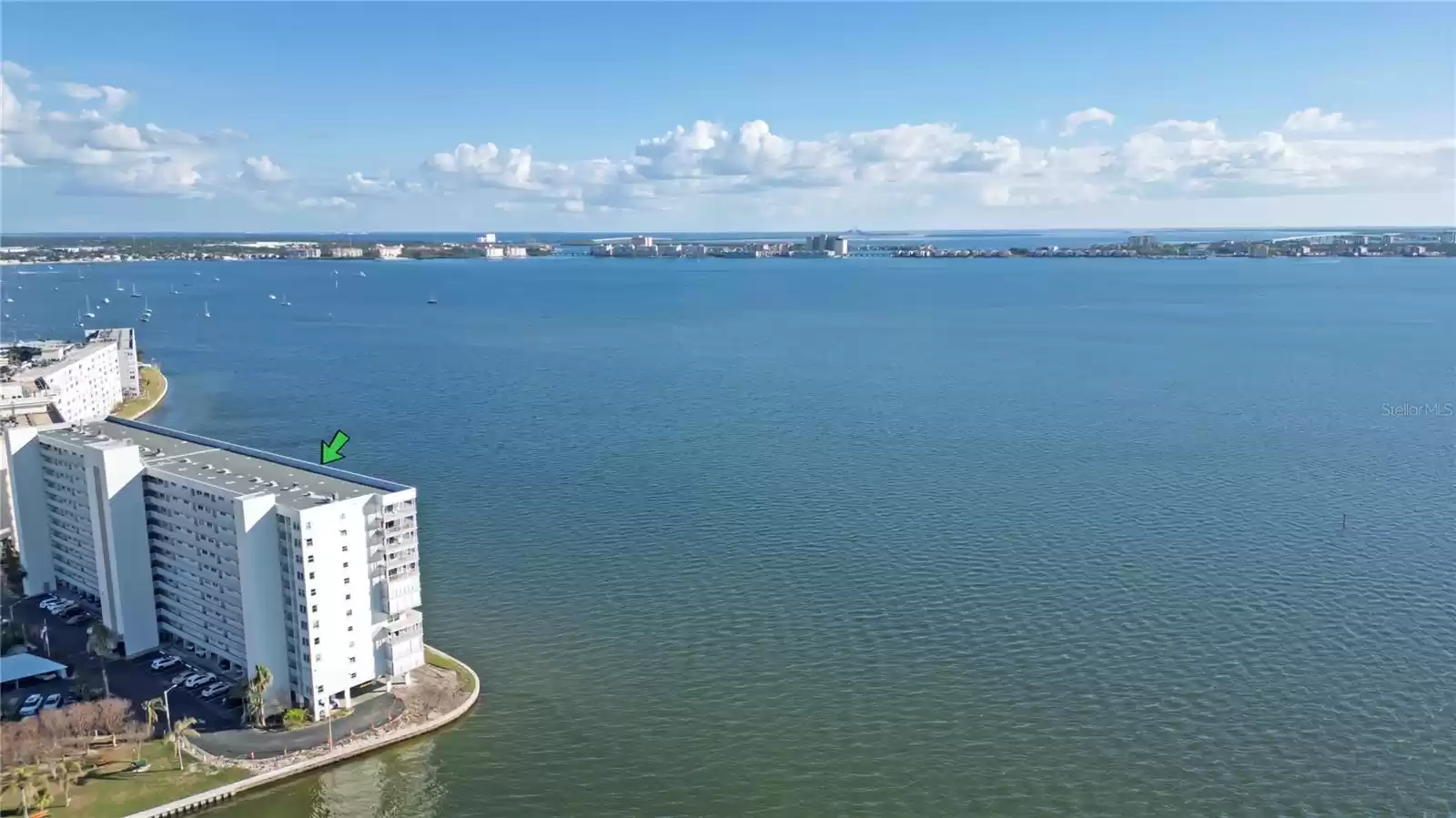 6060 SHORE BOULEVARD, GULFPORT, Florida 33707, 2 Bedrooms Bedrooms, ,2 BathroomsBathrooms,Residential,For Sale,SHORE,MFRTB8322087