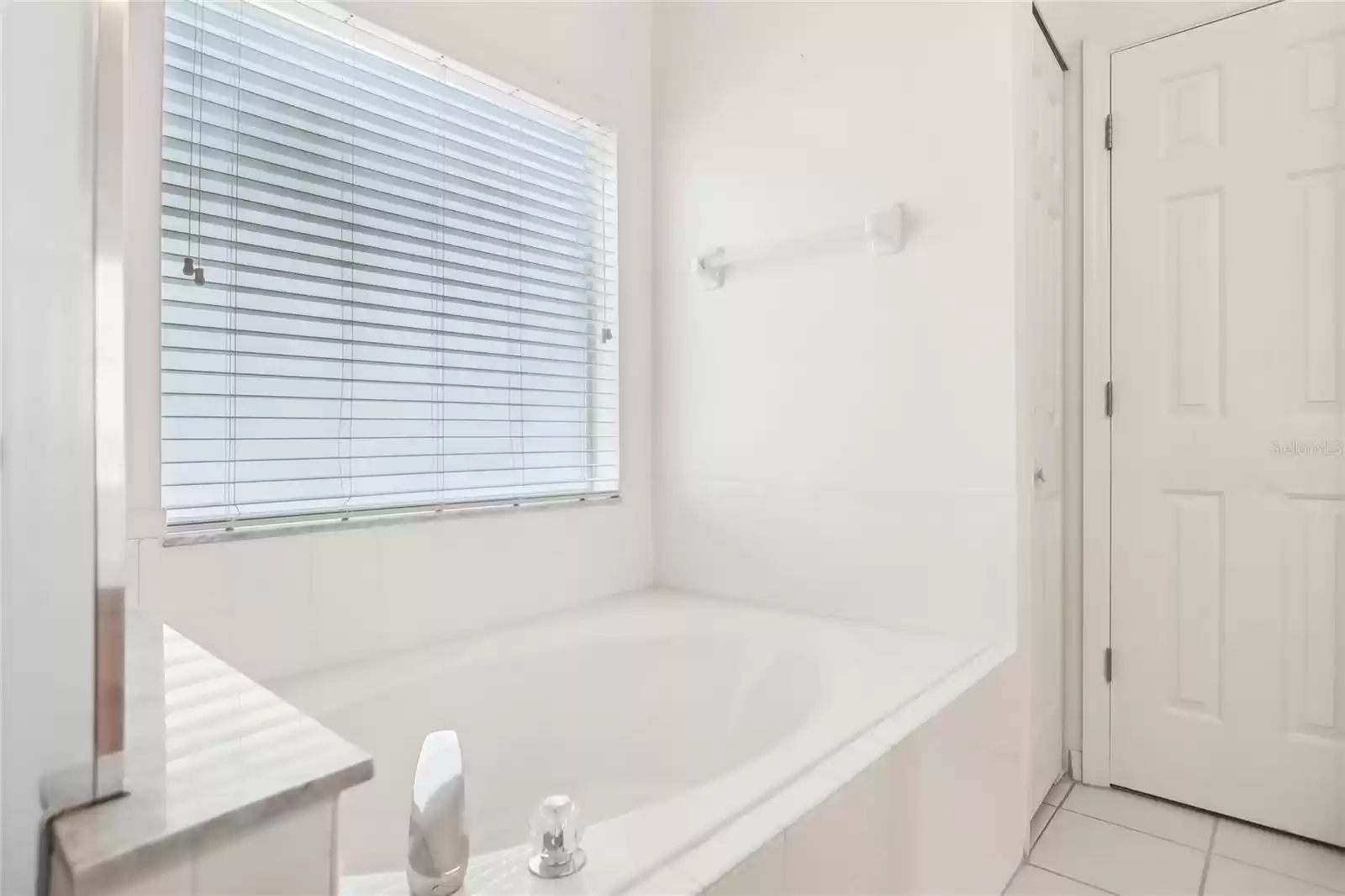 Beautiful soaking tub in the primary bath.