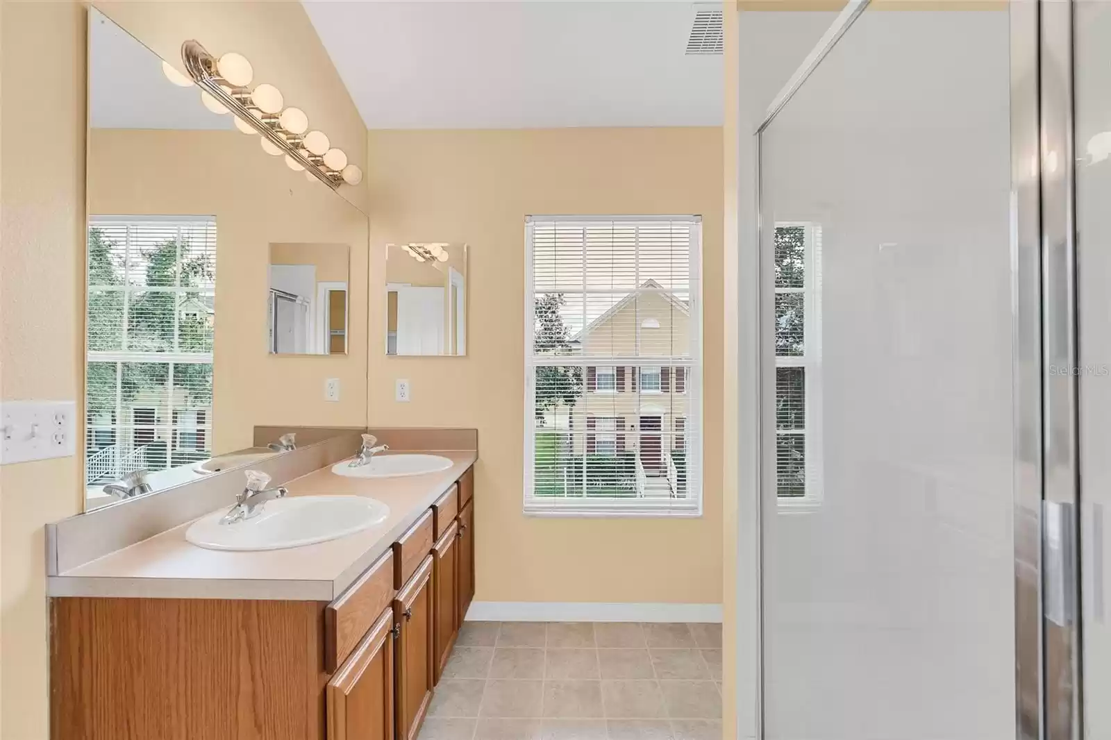 6347 WESTCOTT COVE BOULEVARD, ORLANDO, Florida 32829, 3 Bedrooms Bedrooms, ,2 BathroomsBathrooms,Residential,For Sale,WESTCOTT COVE,MFRO6259193