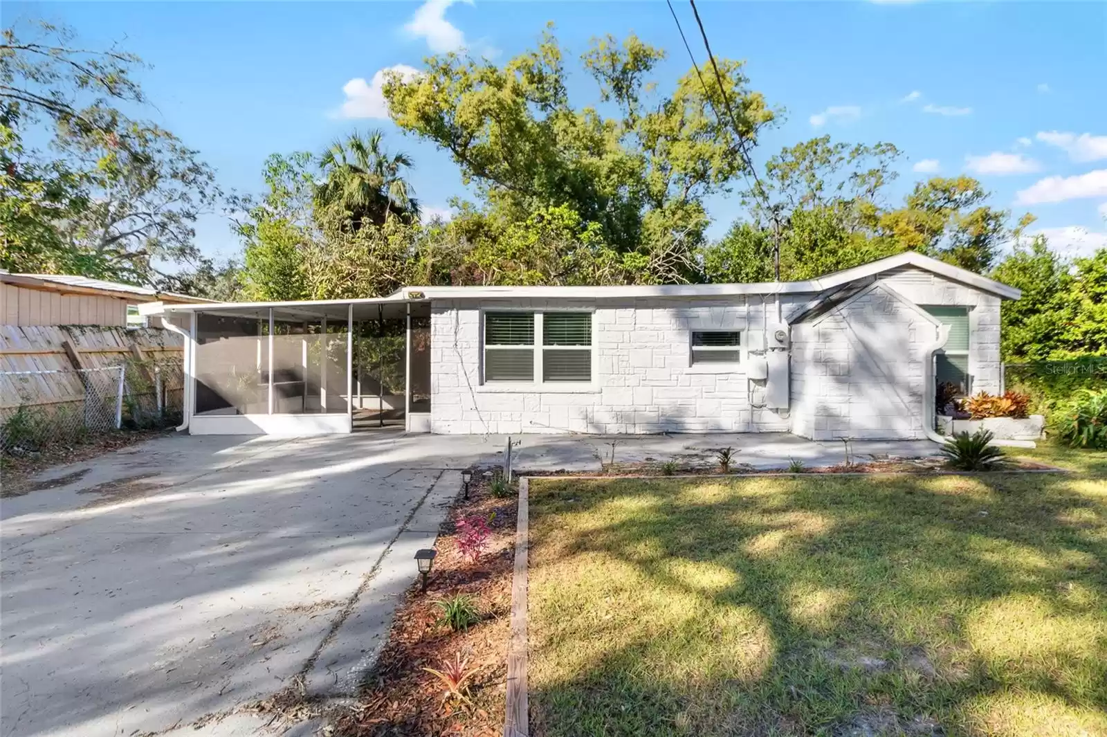 8106 KLONDYKE STREET, TAMPA, Florida 33604, 2 Bedrooms Bedrooms, ,1 BathroomBathrooms,Residential,For Sale,KLONDYKE,MFRO6258893