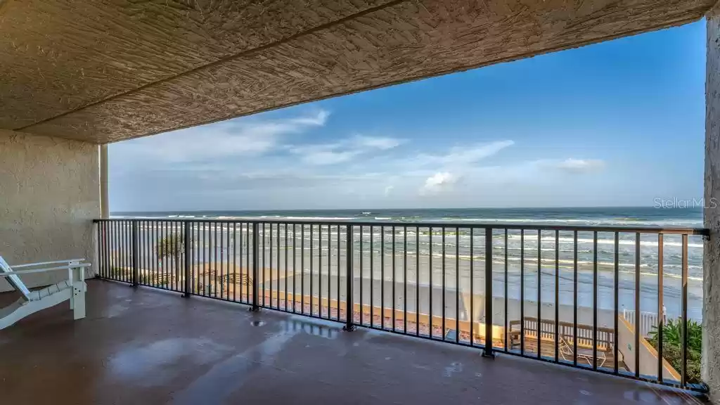 3807 ATLANTIC AVENUE, DAYTONA BEACH, Florida 32118, 2 Bedrooms Bedrooms, ,2 BathroomsBathrooms,Residential,For Sale,ATLANTIC,MFRO6259128