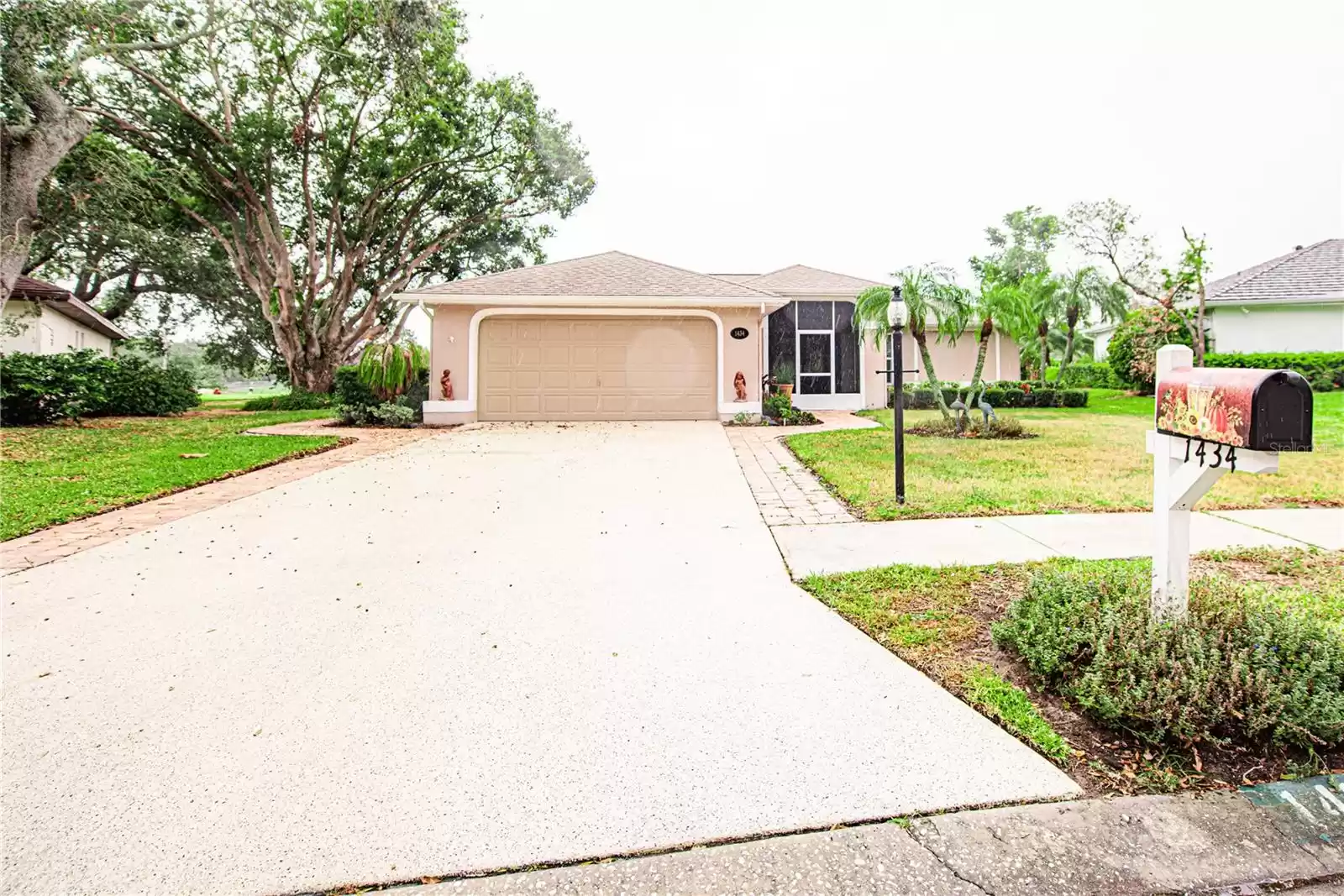 1434 WICKLOW DRIVE, PALM HARBOR, Florida 34684, 3 Bedrooms Bedrooms, ,2 BathroomsBathrooms,Residential,For Sale,WICKLOW,MFRTB8323008