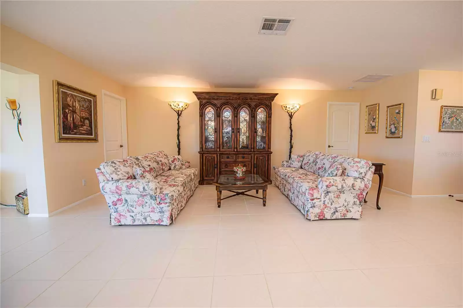 1434 WICKLOW DRIVE, PALM HARBOR, Florida 34684, 3 Bedrooms Bedrooms, ,2 BathroomsBathrooms,Residential,For Sale,WICKLOW,MFRTB8323008