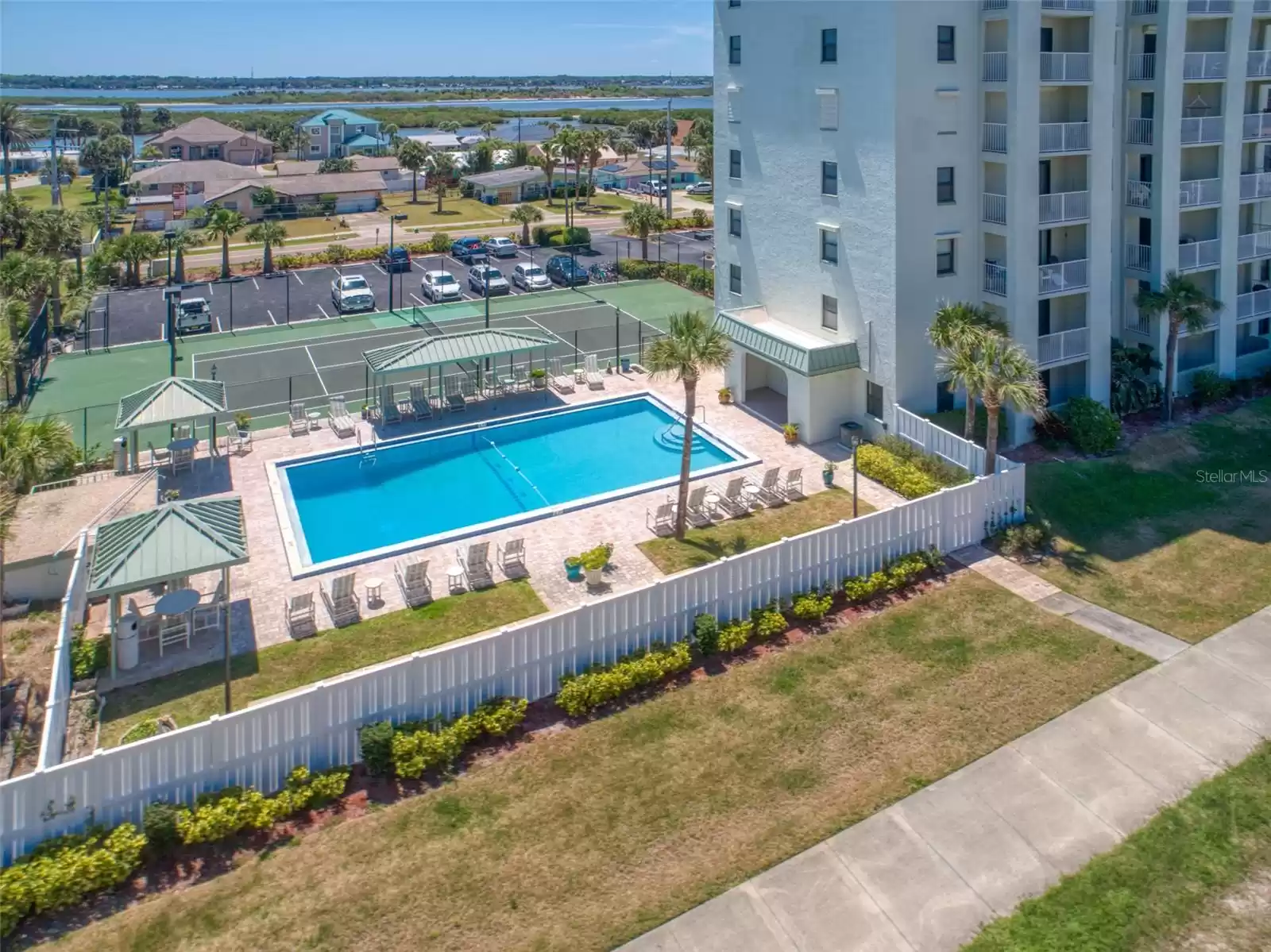 3800 ATLANTIC AVENUE, DAYTONA BEACH SHORES, Florida 32118, 2 Bedrooms Bedrooms, ,2 BathroomsBathrooms,Residential,For Sale,ATLANTIC,MFRNS1083101