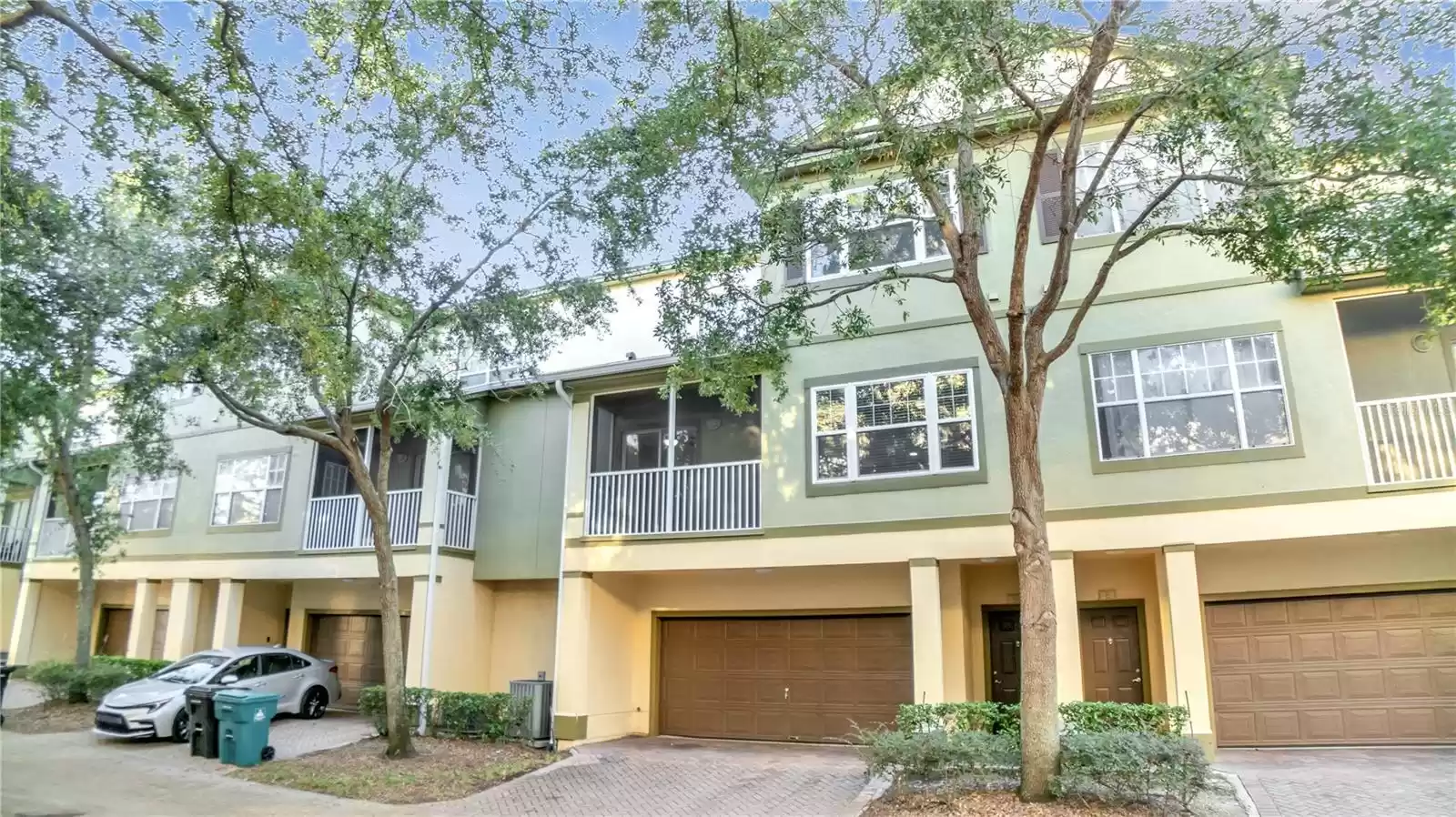 2604 GRAND CENTRAL PARKWAY, ORLANDO, Florida 32839, 3 Bedrooms Bedrooms, ,2 BathroomsBathrooms,Residential,For Sale,GRAND CENTRAL,MFRO6258997