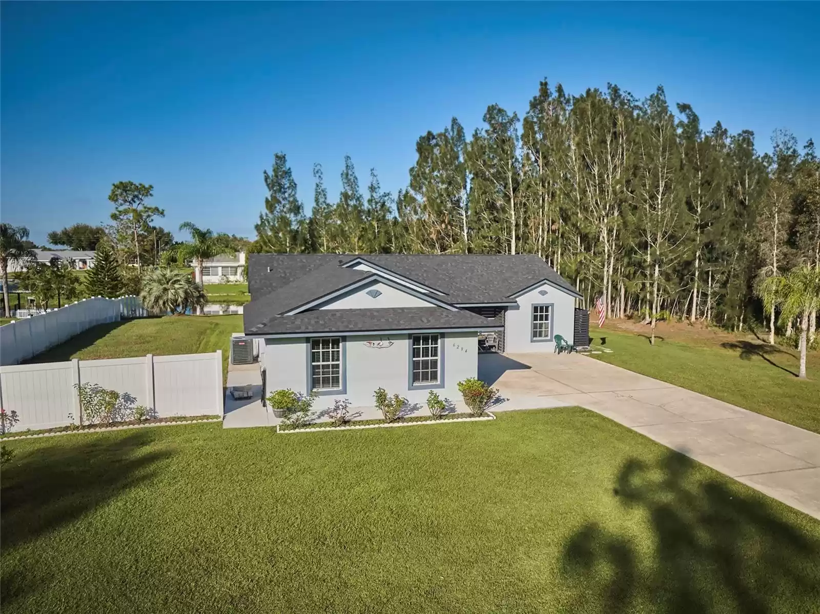 6294 ARBOREA DRIVE, INDIAN LAKE ESTATES, Florida 33855, 2 Bedrooms Bedrooms, ,2 BathroomsBathrooms,Residential,For Sale,ARBOREA,MFRTB8321760