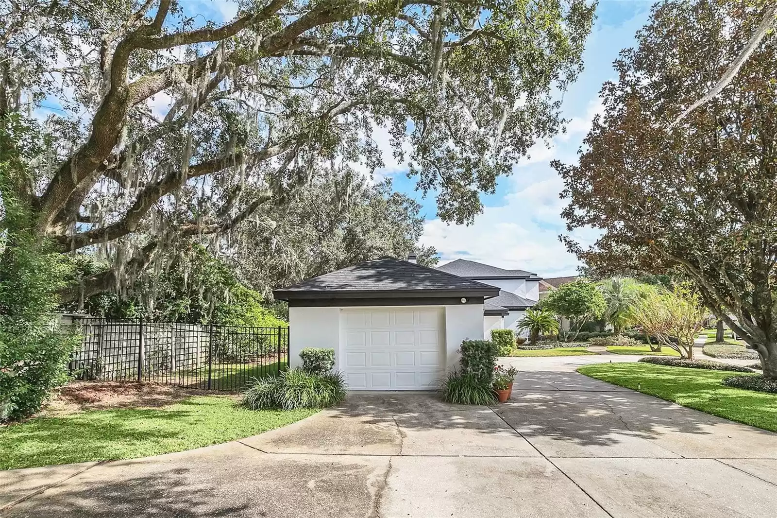 Additional Single Garage