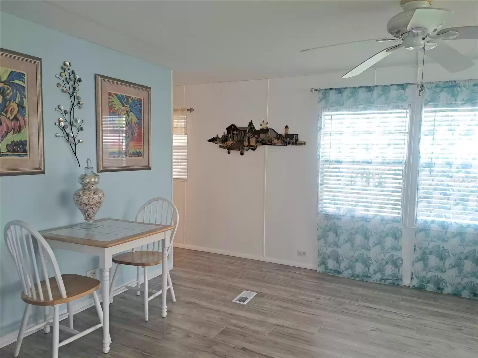 16940 US HWY 19 N, CLEARWATER, Florida 33764, 2 Bedrooms Bedrooms, ,2 BathroomsBathrooms,Residential,For Sale,US HWY 19 N,MFRU8251687