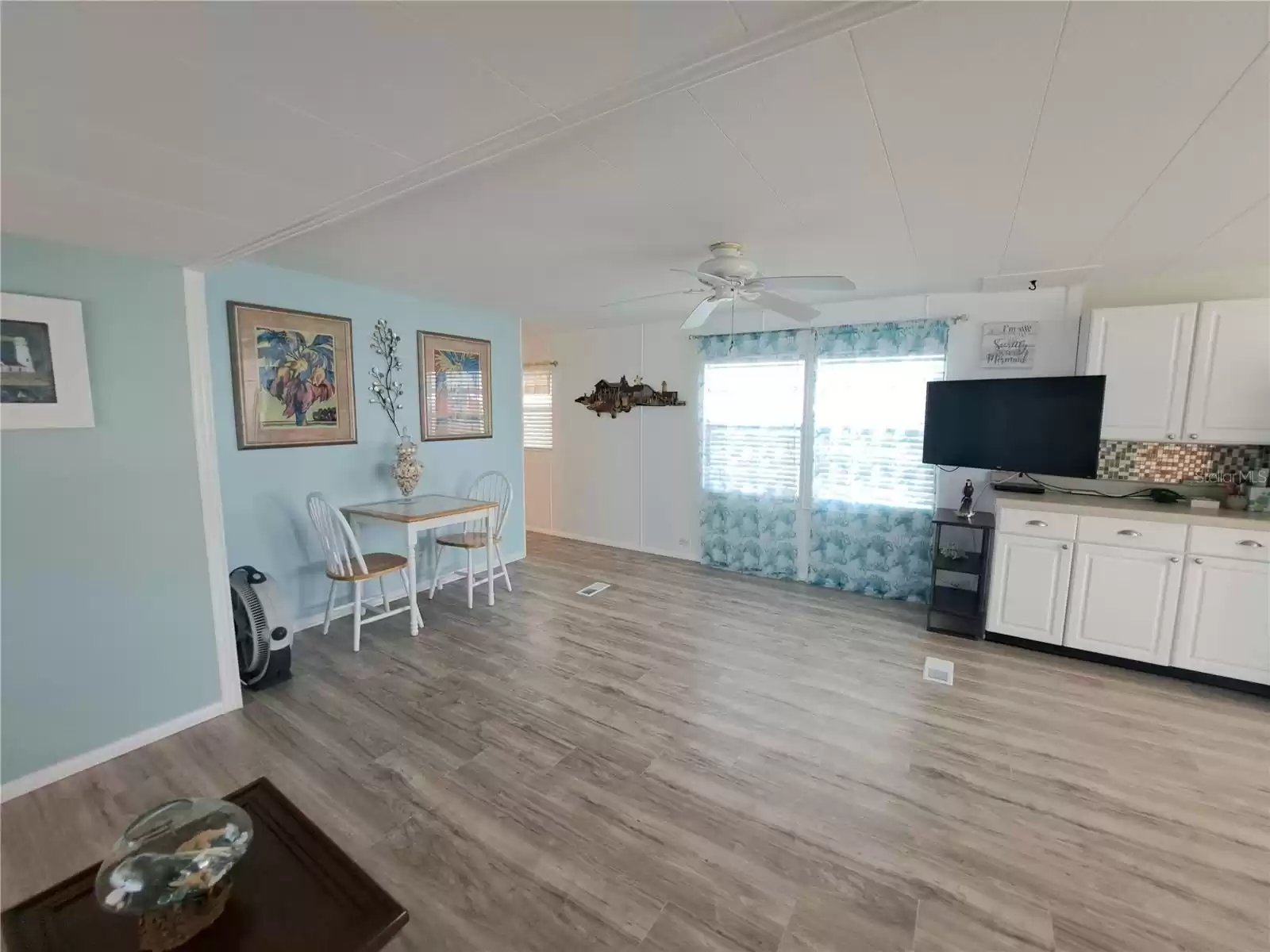 16940 US HWY 19 N, CLEARWATER, Florida 33764, 2 Bedrooms Bedrooms, ,2 BathroomsBathrooms,Residential,For Sale,US HWY 19 N,MFRU8251687