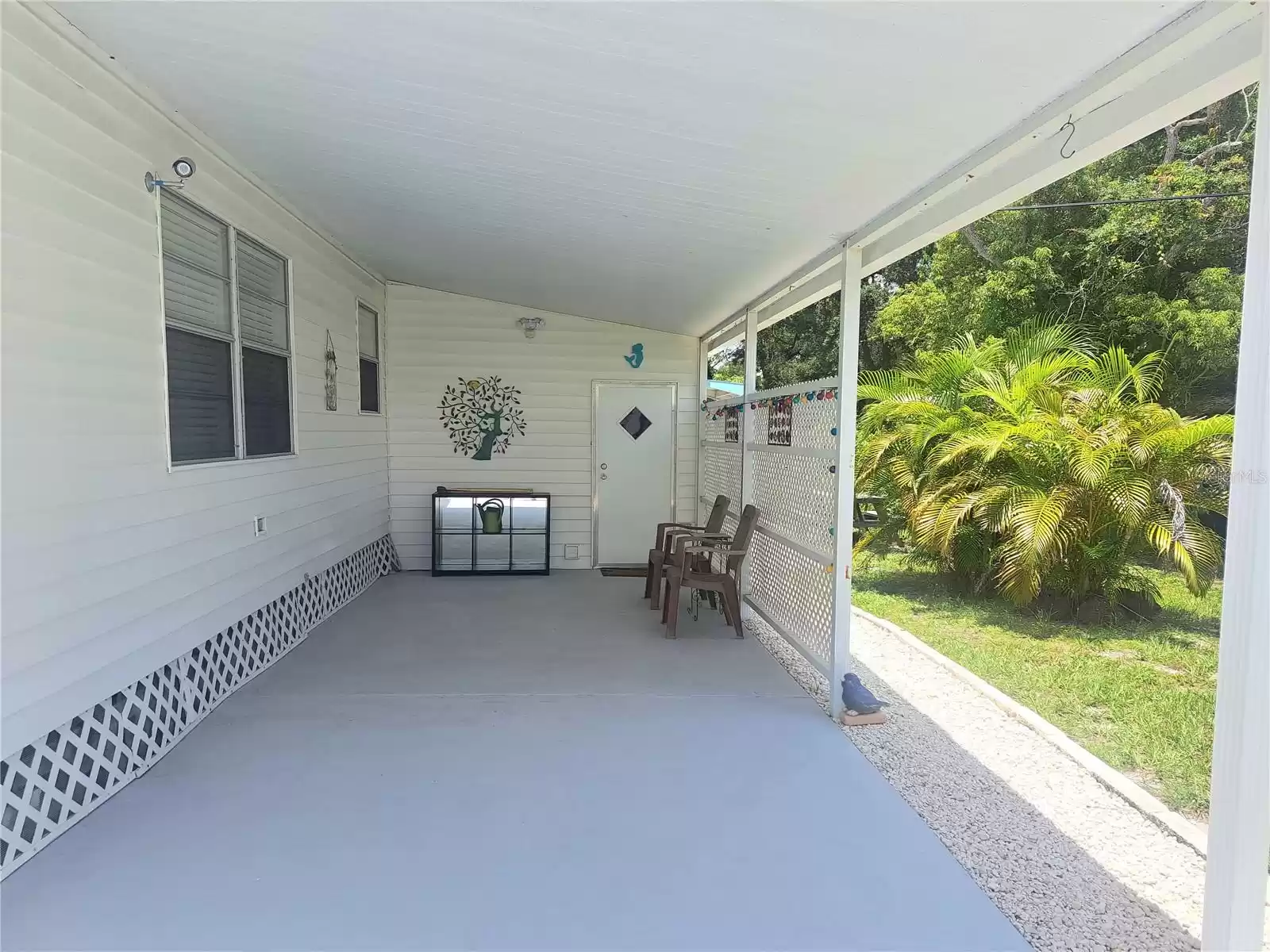 16940 US HWY 19 N, CLEARWATER, Florida 33764, 2 Bedrooms Bedrooms, ,2 BathroomsBathrooms,Residential,For Sale,US HWY 19 N,MFRU8251687