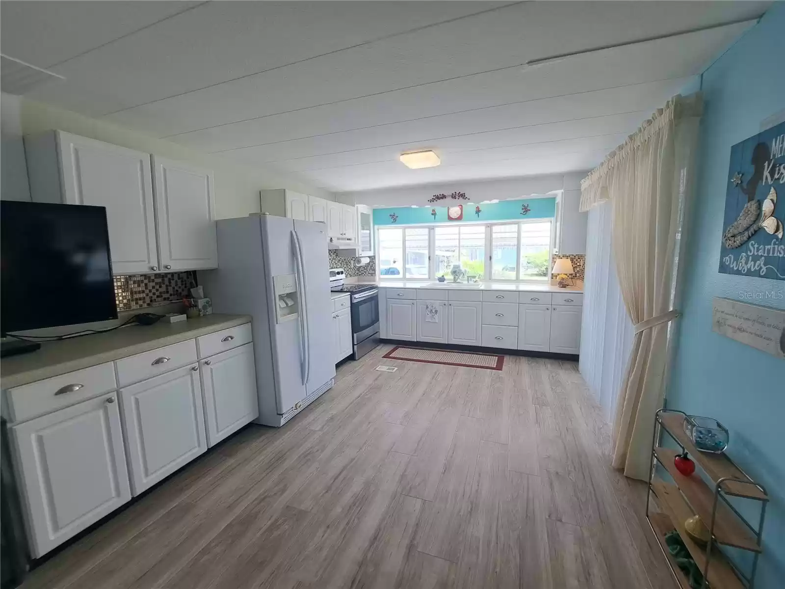 16940 US HWY 19 N, CLEARWATER, Florida 33764, 2 Bedrooms Bedrooms, ,2 BathroomsBathrooms,Residential,For Sale,US HWY 19 N,MFRU8251687