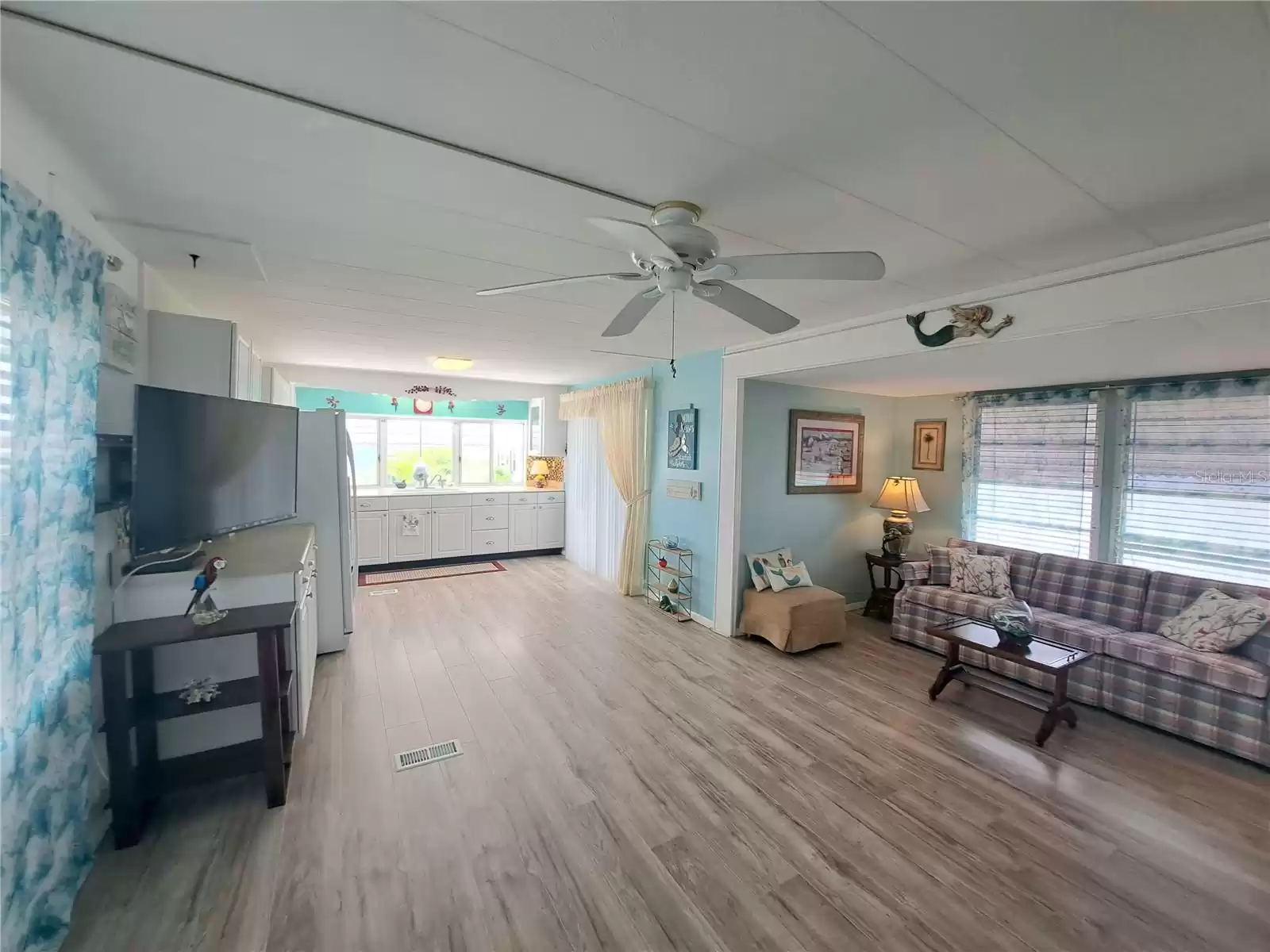 16940 US HWY 19 N, CLEARWATER, Florida 33764, 2 Bedrooms Bedrooms, ,2 BathroomsBathrooms,Residential,For Sale,US HWY 19 N,MFRU8251687