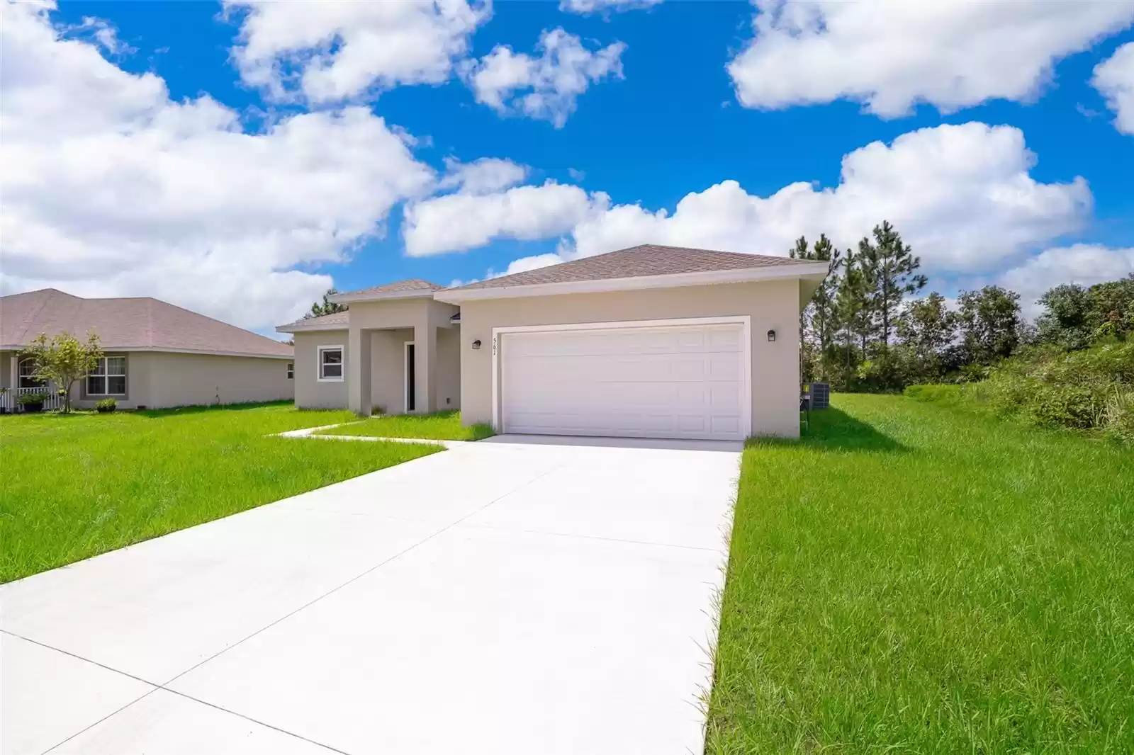 561 VICEROY COURT, KISSIMMEE, Florida 34758, 4 Bedrooms Bedrooms, ,2 BathroomsBathrooms,Residential,For Sale,VICEROY,MFRG5084728