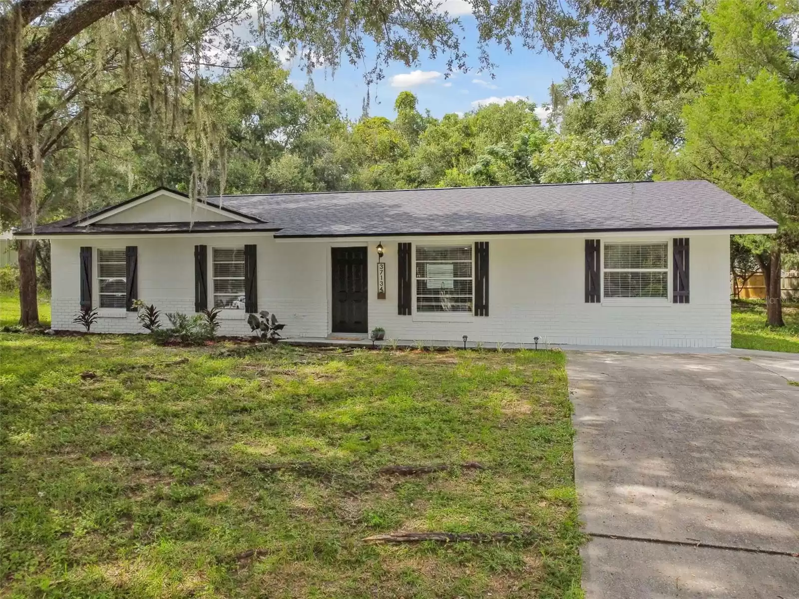 37134 GOLDENROD COURT, DADE CITY, Florida 33523, 4 Bedrooms Bedrooms, ,2 BathroomsBathrooms,Residential,For Sale,GOLDENROD,MFRTB8304466