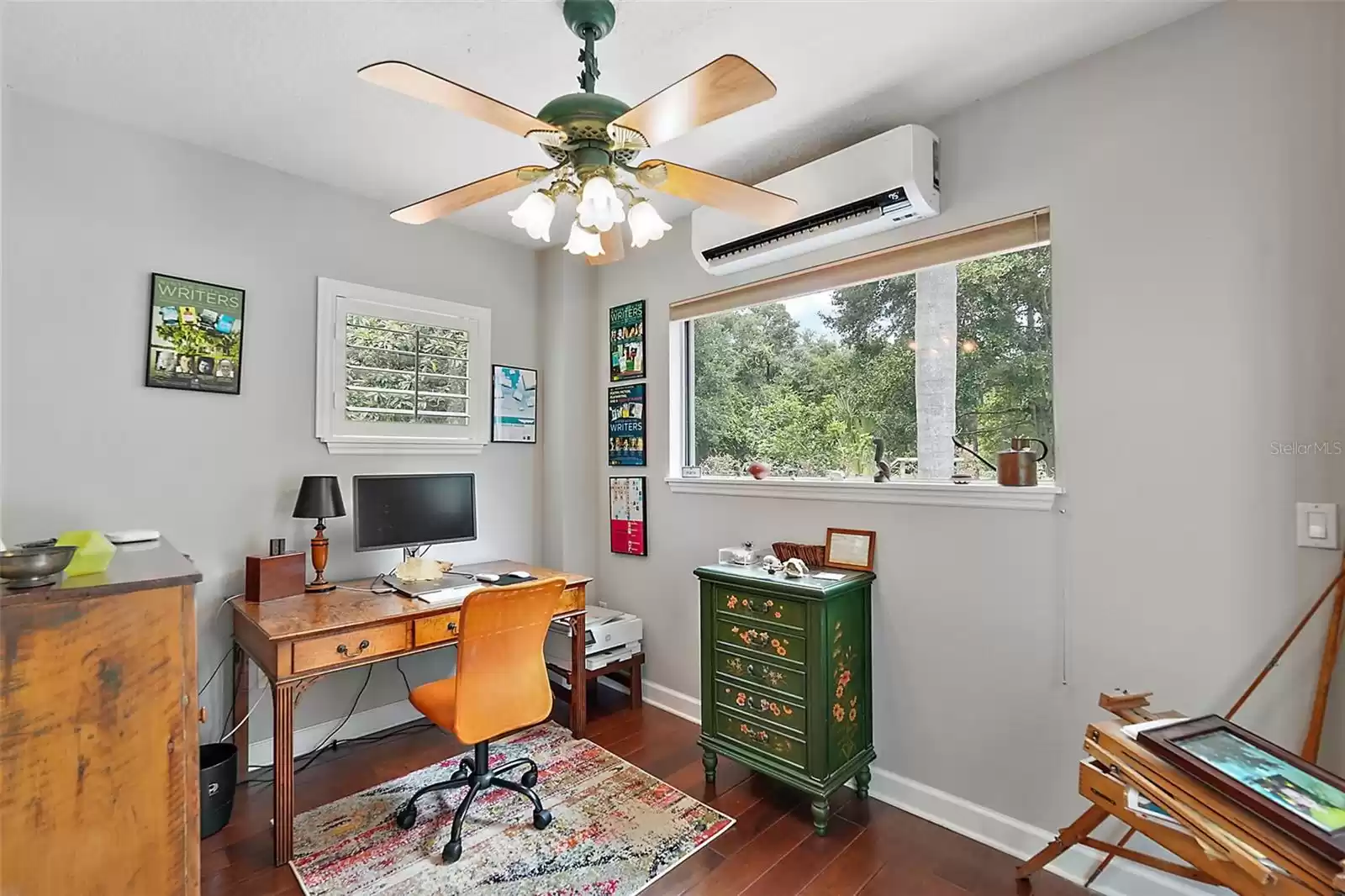 The bonus room/office has a mini-split A/C unit that cools the owner's suite without having to cool the whole house.