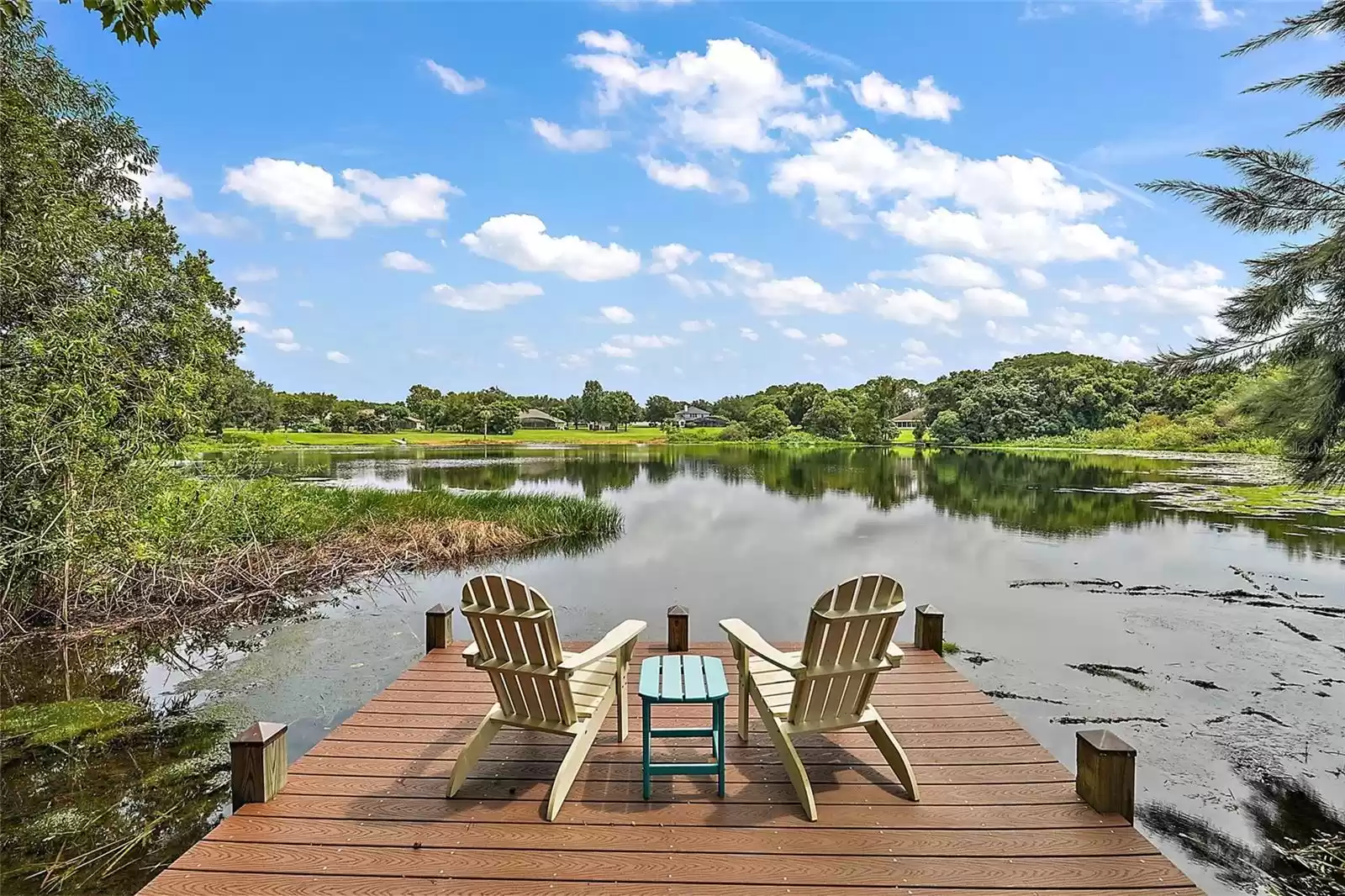 Watch the sunrise while enjoying your morning coffee overlooking Lake Angelina.