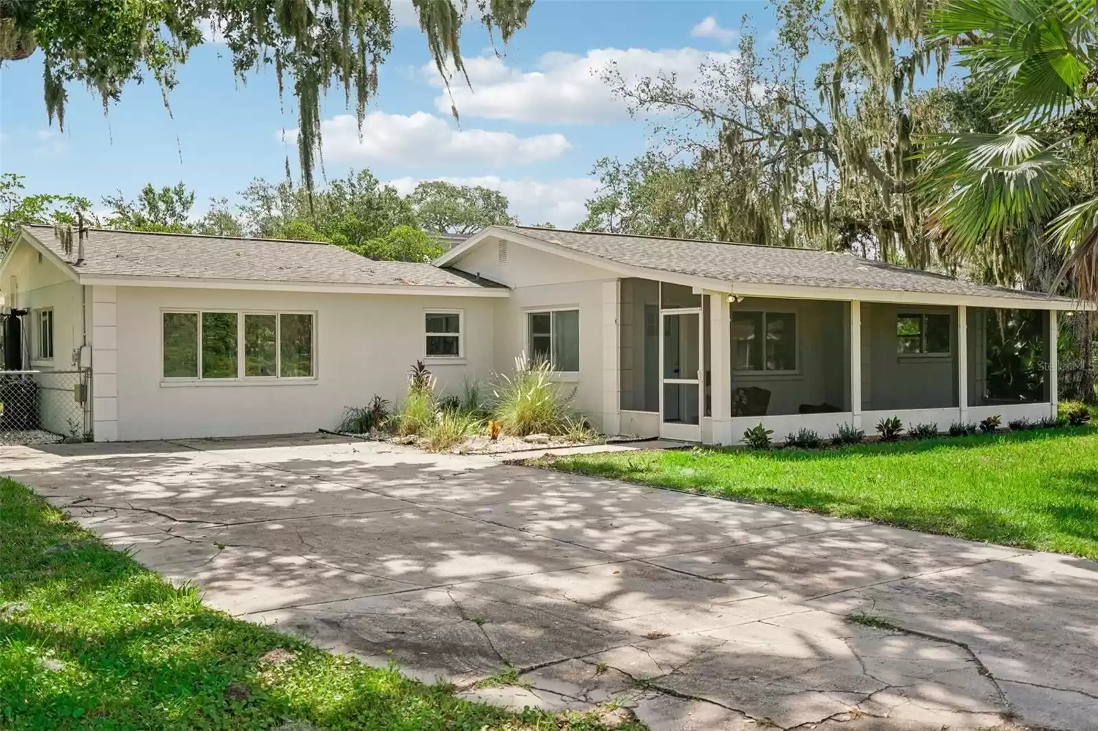 1110 CANAL STREET, RUSKIN, Florida 33570, 3 Bedrooms Bedrooms, ,2 BathroomsBathrooms,Residential,For Sale,CANAL,MFRT3549425