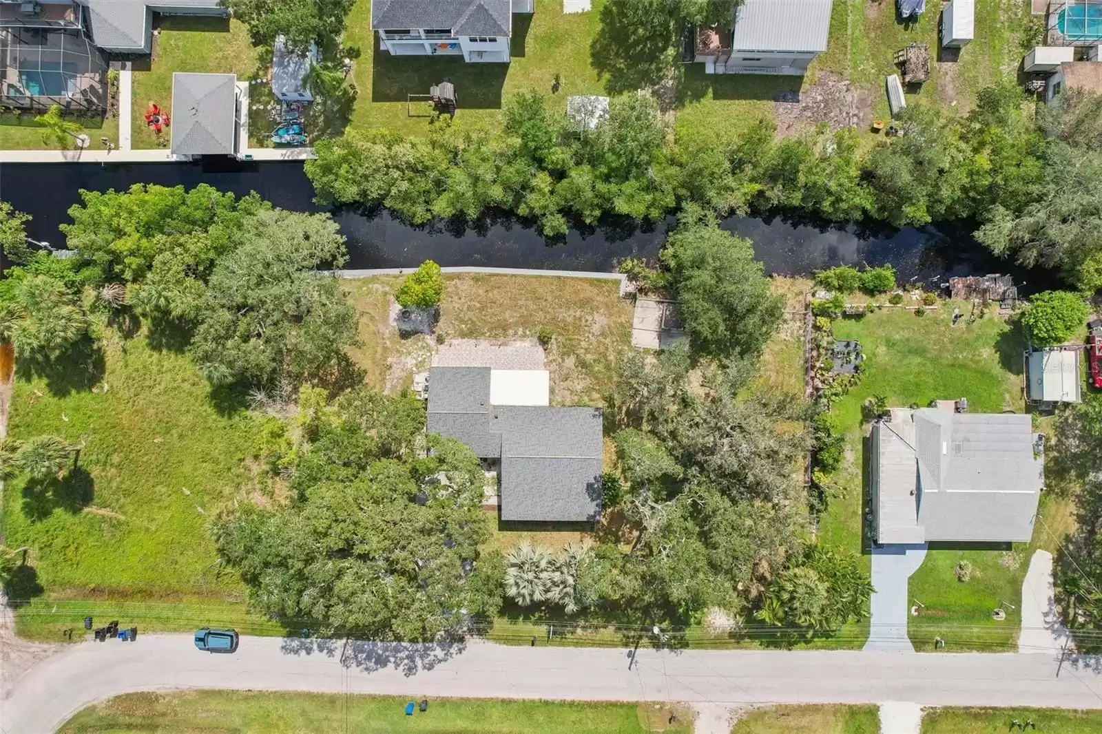 1110 CANAL STREET, RUSKIN, Florida 33570, 3 Bedrooms Bedrooms, ,2 BathroomsBathrooms,Residential,For Sale,CANAL,MFRT3549425