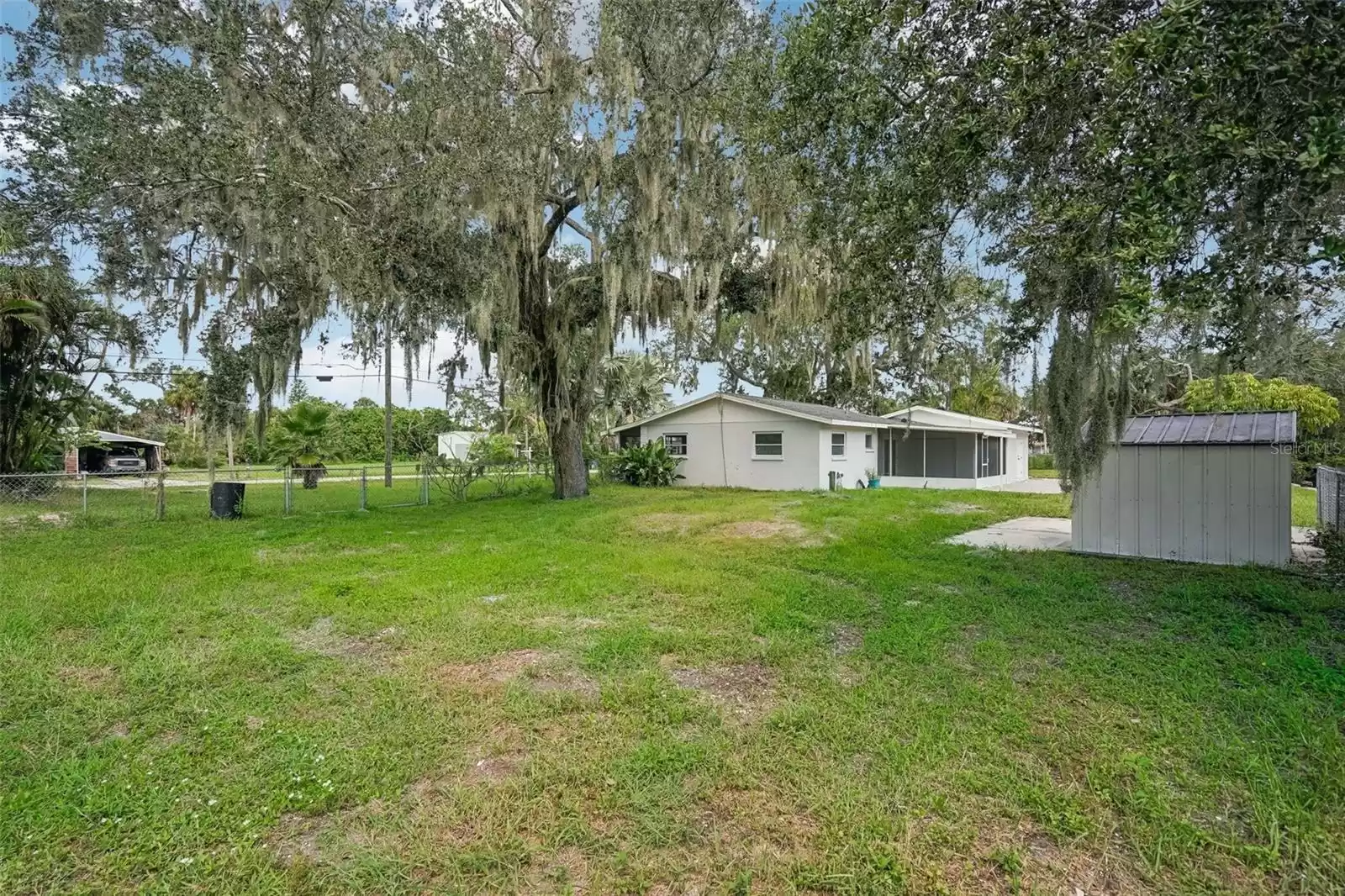 1110 CANAL STREET, RUSKIN, Florida 33570, 3 Bedrooms Bedrooms, ,2 BathroomsBathrooms,Residential,For Sale,CANAL,MFRT3549425