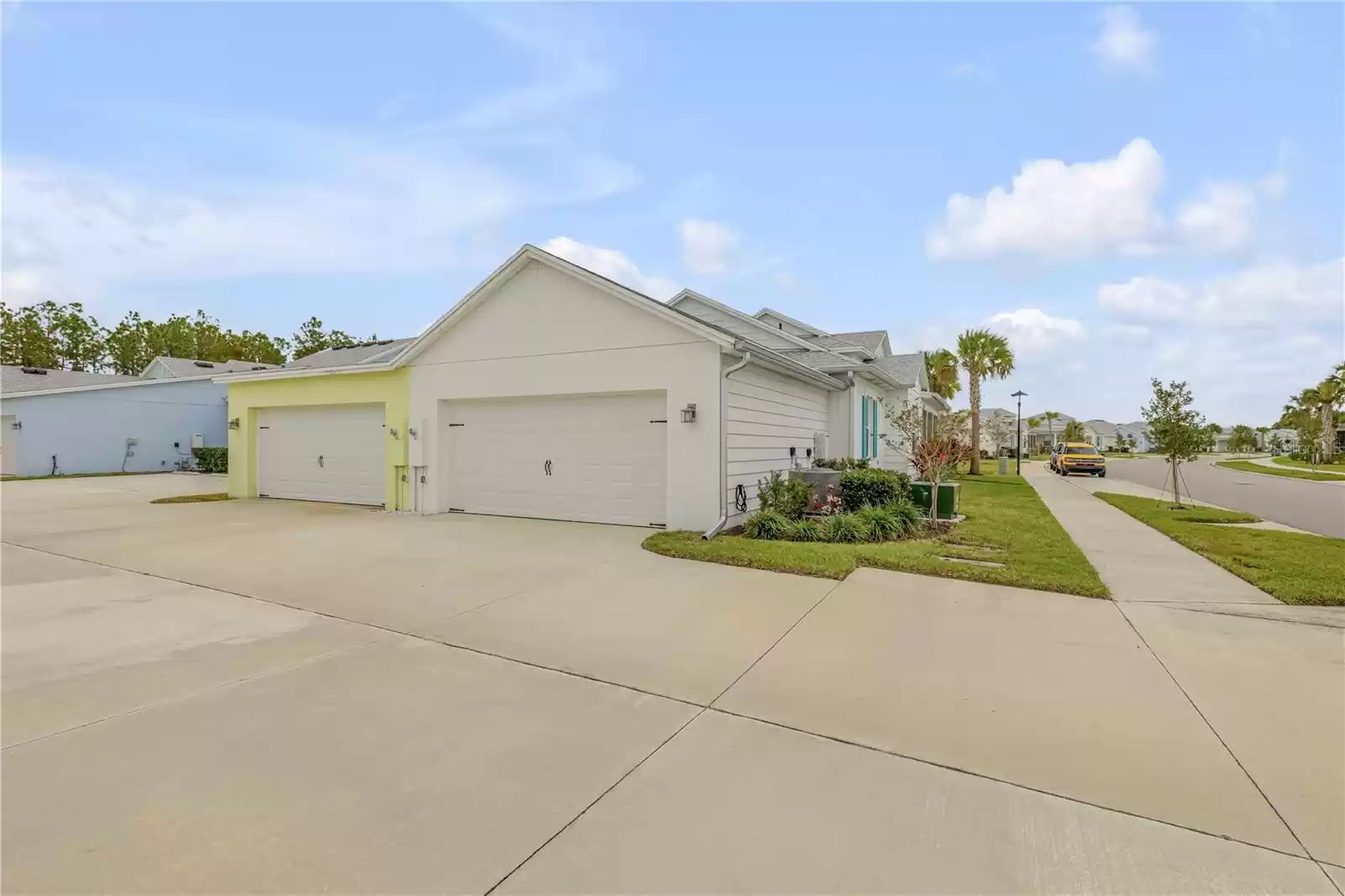 531 HIGH TIDE LANE, DAYTONA BEACH, Florida 32124, 2 Bedrooms Bedrooms, ,2 BathroomsBathrooms,Residential,For Sale,HIGH TIDE,MFRO6258932