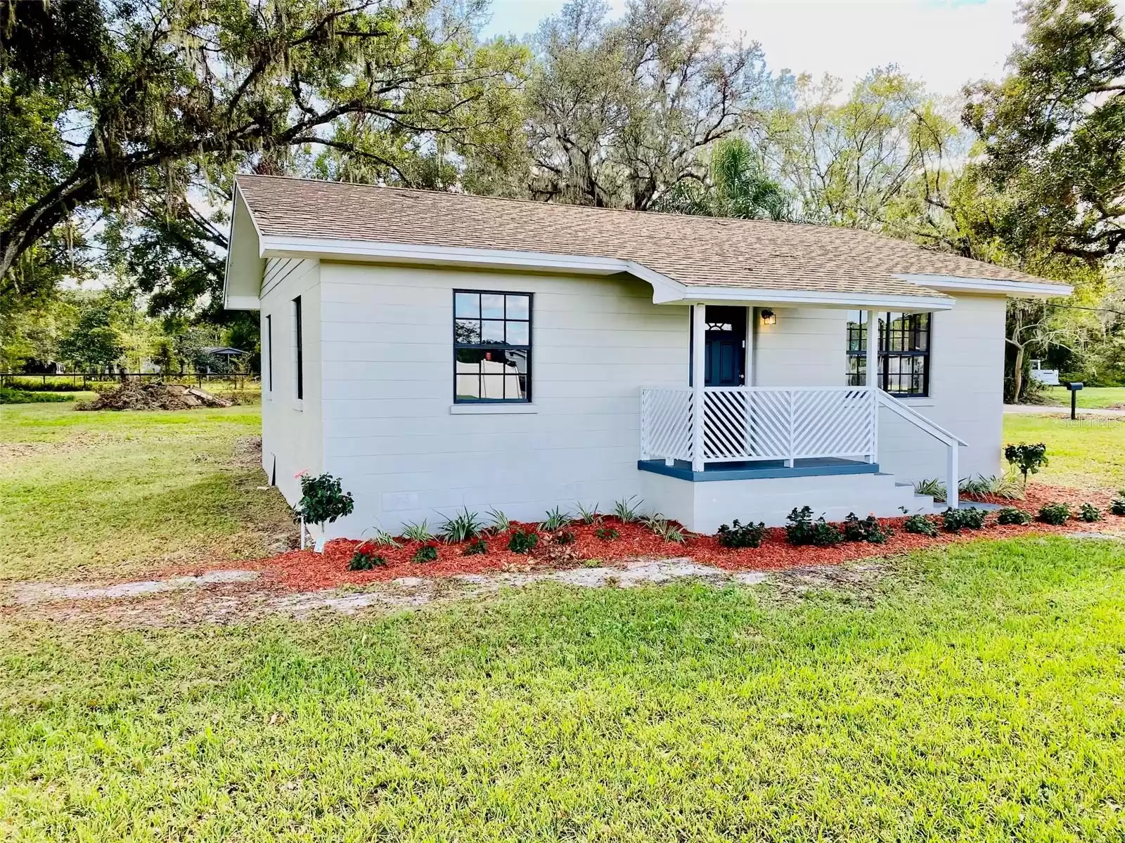 1622 DUFF ROAD, LAKELAND, Florida 33810, 2 Bedrooms Bedrooms, ,1 BathroomBathrooms,Residential,For Sale,DUFF,MFRB4901772