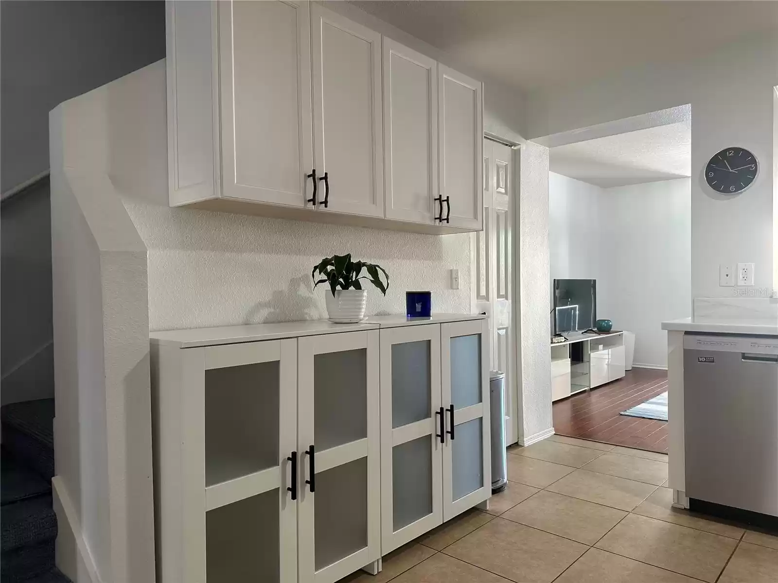 1953 SEARAY SHORE DRIVE, CLEARWATER, Florida 33763, 2 Bedrooms Bedrooms, ,2 BathroomsBathrooms,Residential Lease,For Rent,SEARAY SHORE,MFRT3533367