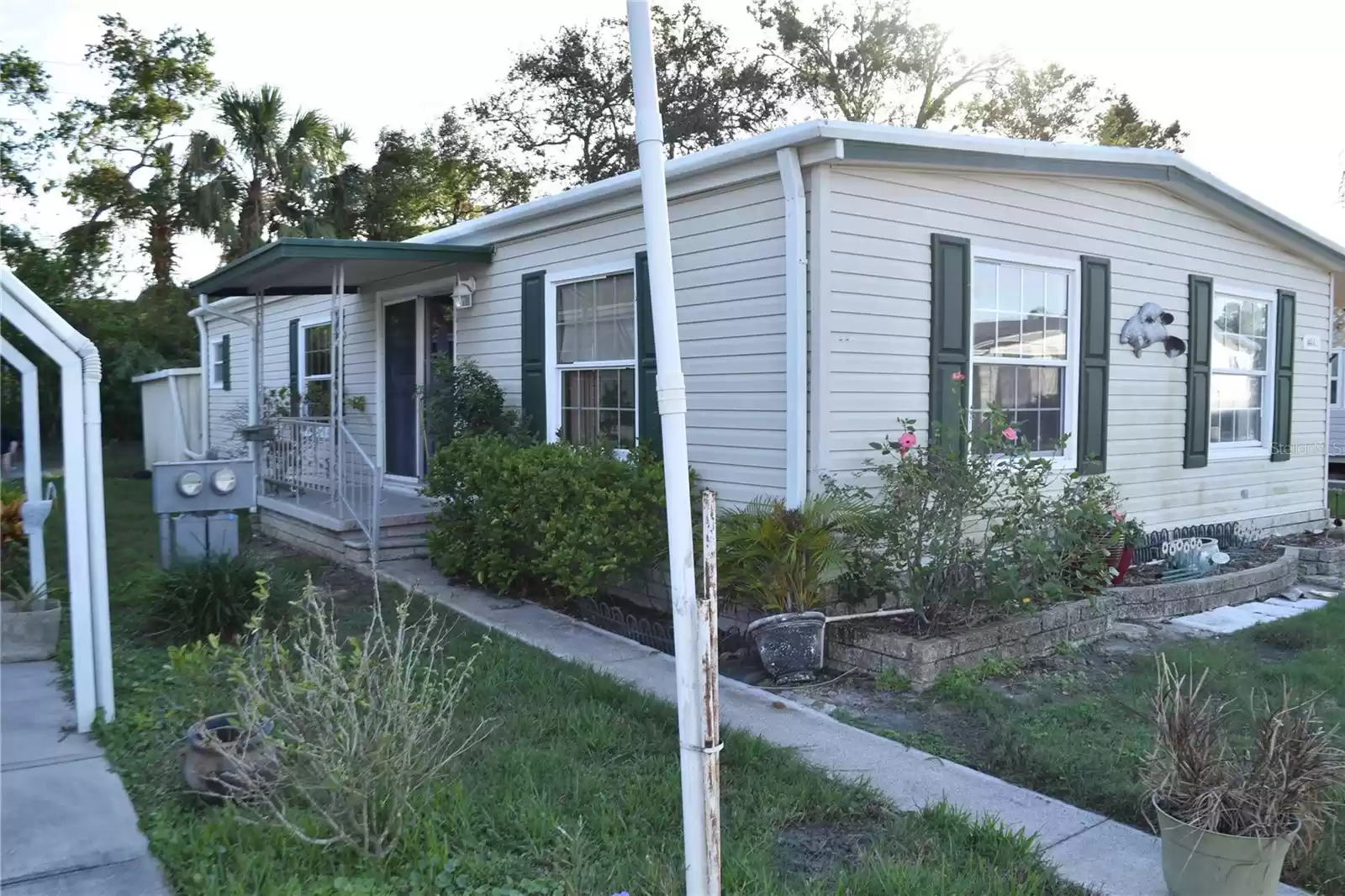 4443 TUCKER SQUARE, NEW PORT RICHEY, Florida 34652, 2 Bedrooms Bedrooms, ,2 BathroomsBathrooms,Residential,For Sale,TUCKER,MFRTB8322560