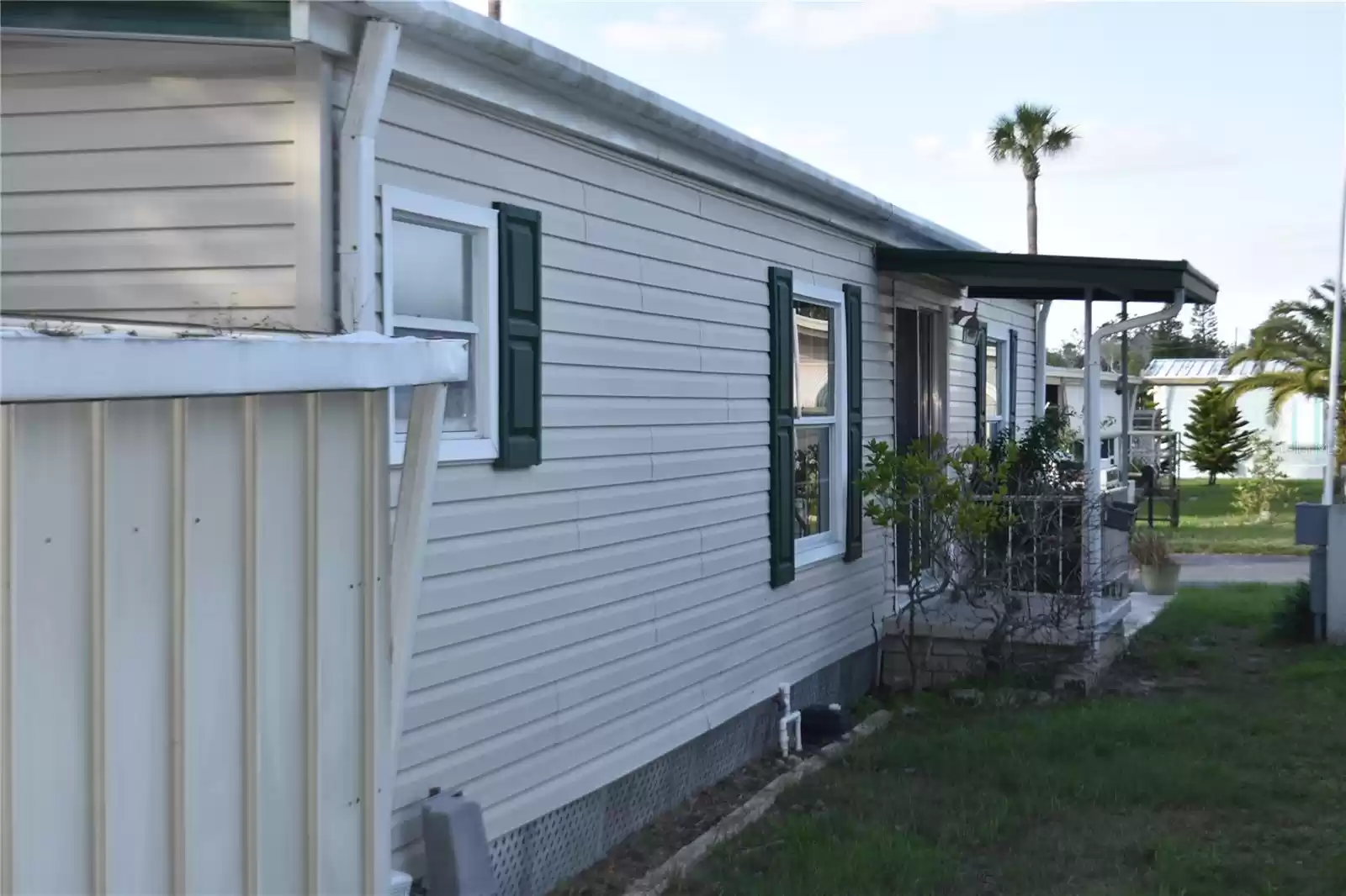 4443 TUCKER SQUARE, NEW PORT RICHEY, Florida 34652, 2 Bedrooms Bedrooms, ,2 BathroomsBathrooms,Residential,For Sale,TUCKER,MFRTB8322560