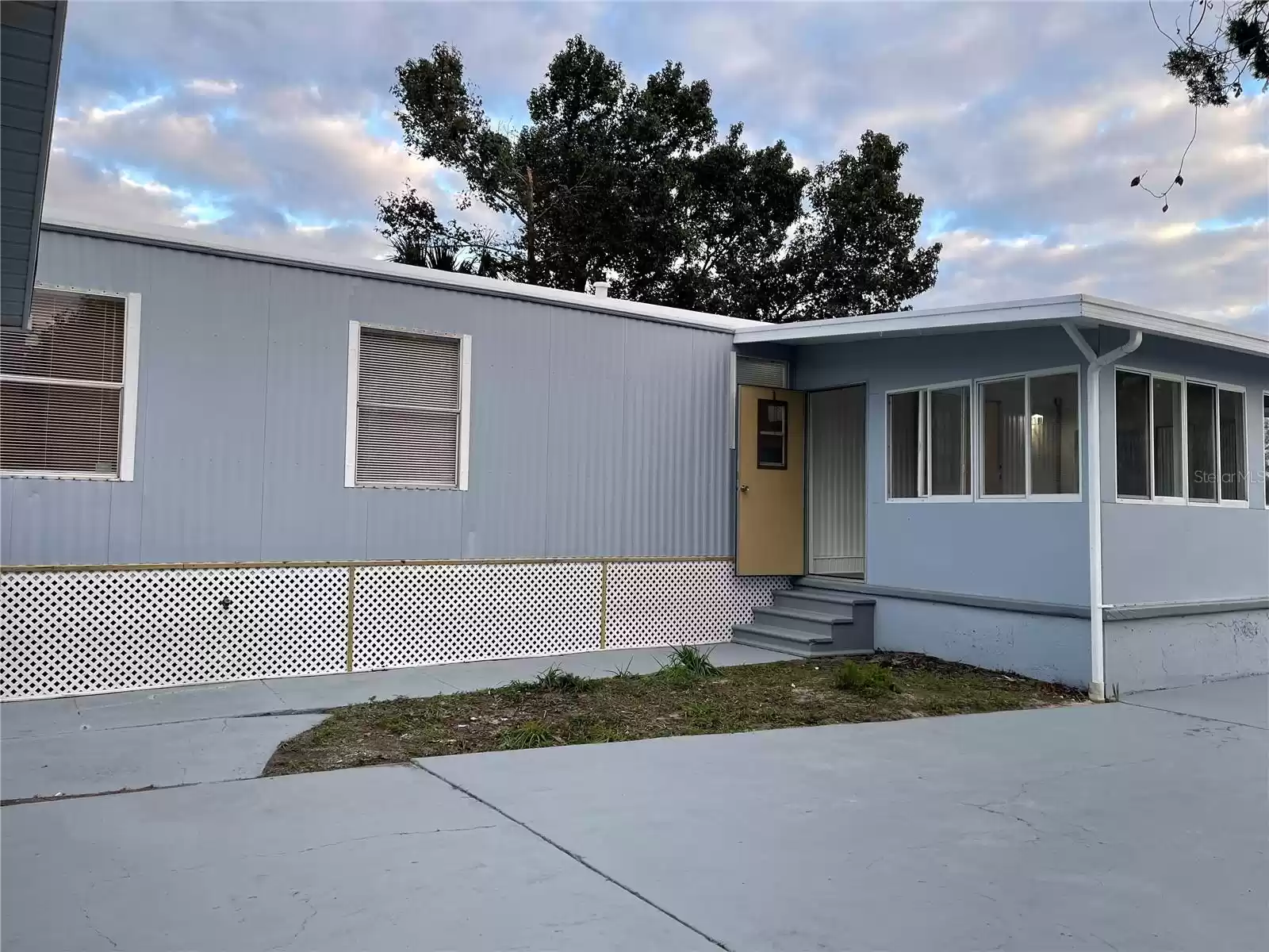 31735 3RD AVENUE, DELAND, Florida 32720, 2 Bedrooms Bedrooms, ,2 BathroomsBathrooms,Residential,For Sale,3RD,MFRO6258731